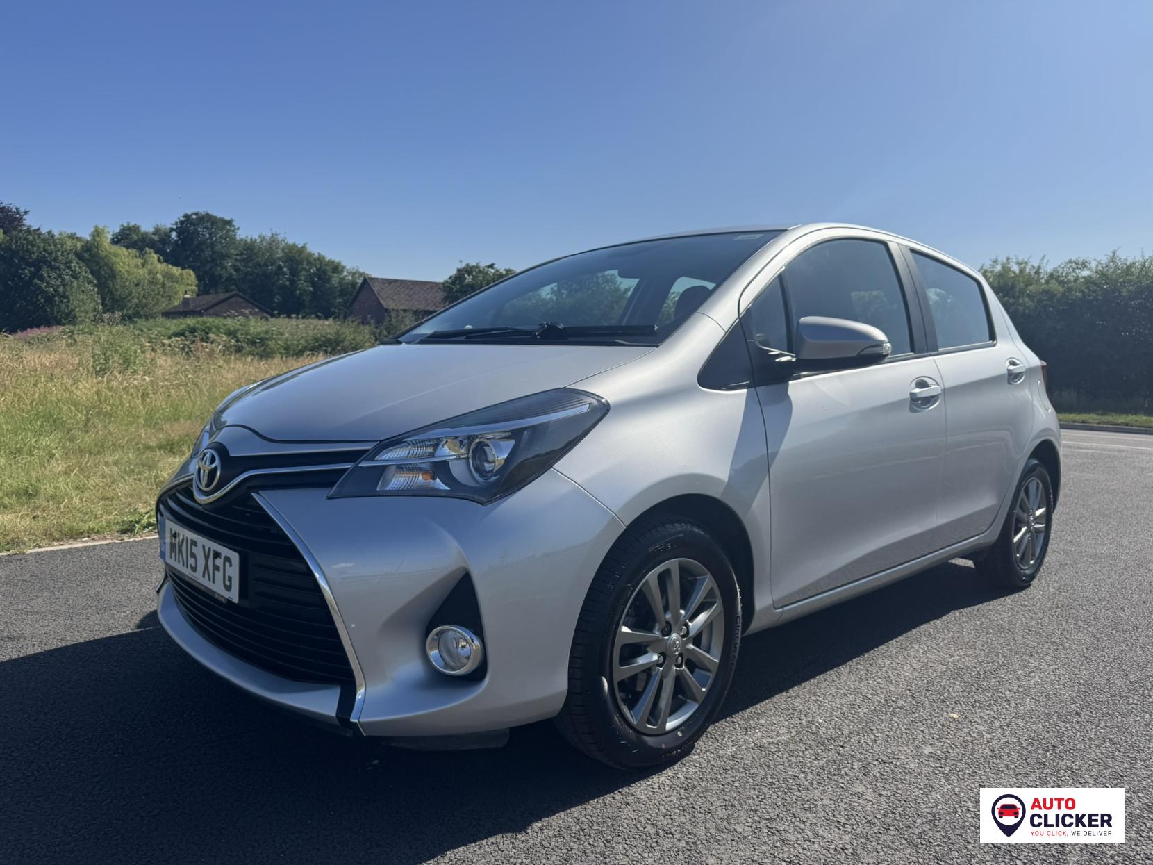 Toyota Yaris 1.33 Dual VVT-i Icon Hatchback 5dr Petrol Multidrive S Euro 5 Euro 5 (99 ps)