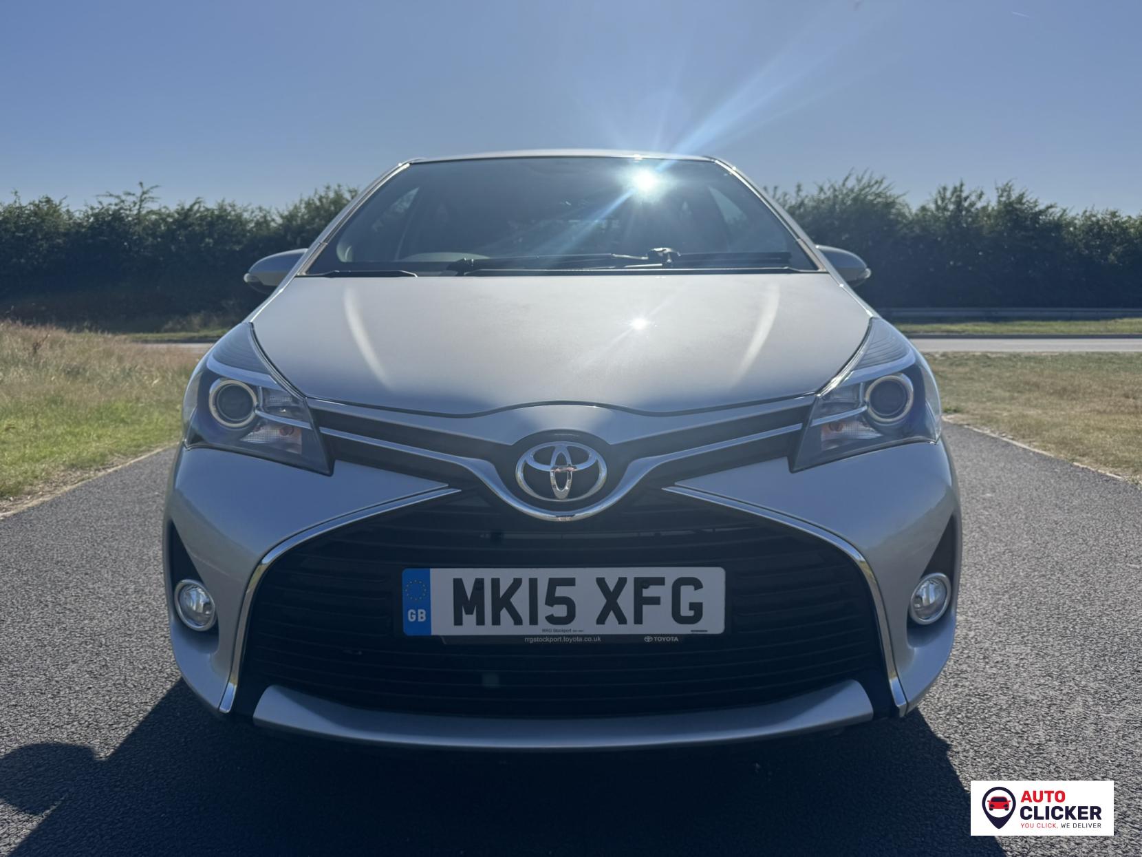 Toyota Yaris 1.33 Dual VVT-i Icon Hatchback 5dr Petrol Multidrive S Euro 5 Euro 5 (99 ps)