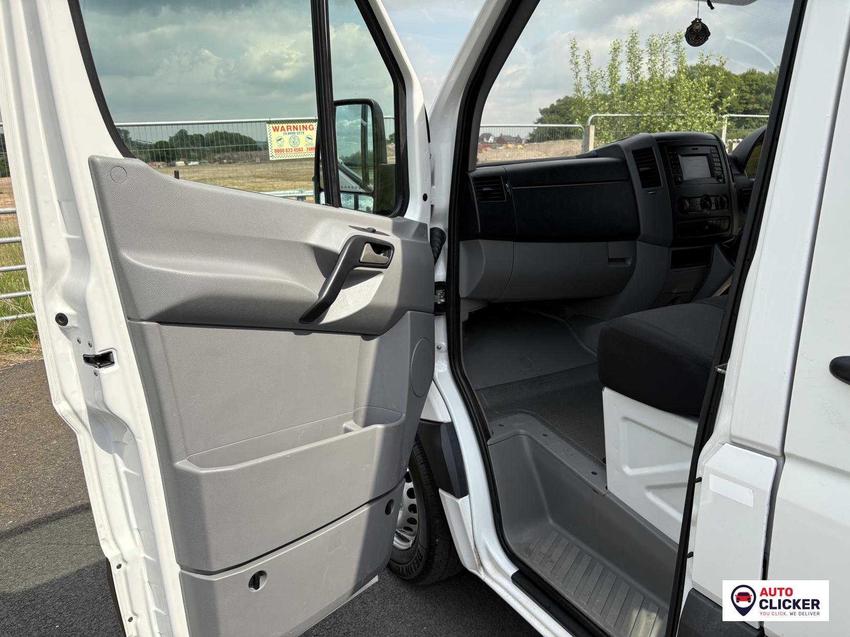 Volkswagen Crafter 2.0 BiTDI CR35 Panel Van 4dr Diesel Manual L2 H3 (216 g/km, 161 bhp)