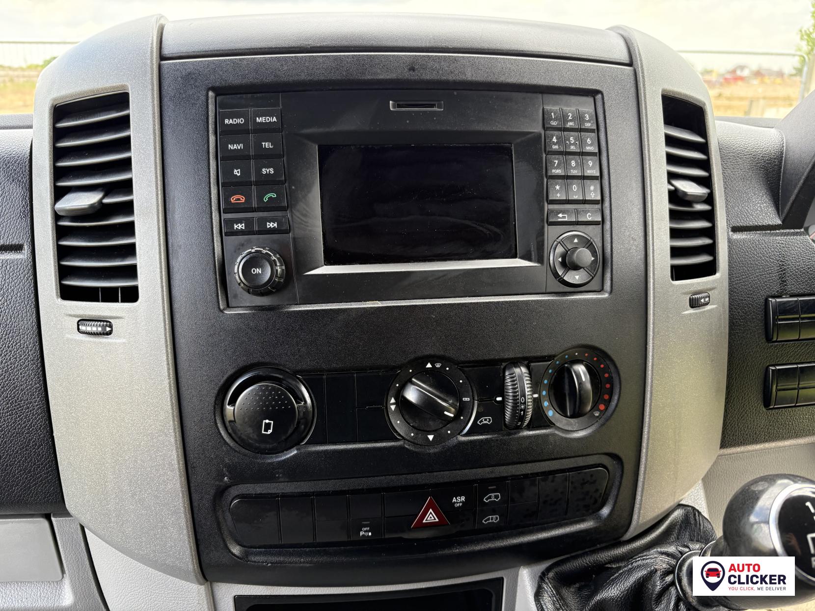 Volkswagen Crafter 2.0 BiTDI CR35 Panel Van 4dr Diesel Manual L2 H3 (216 g/km, 161 bhp)