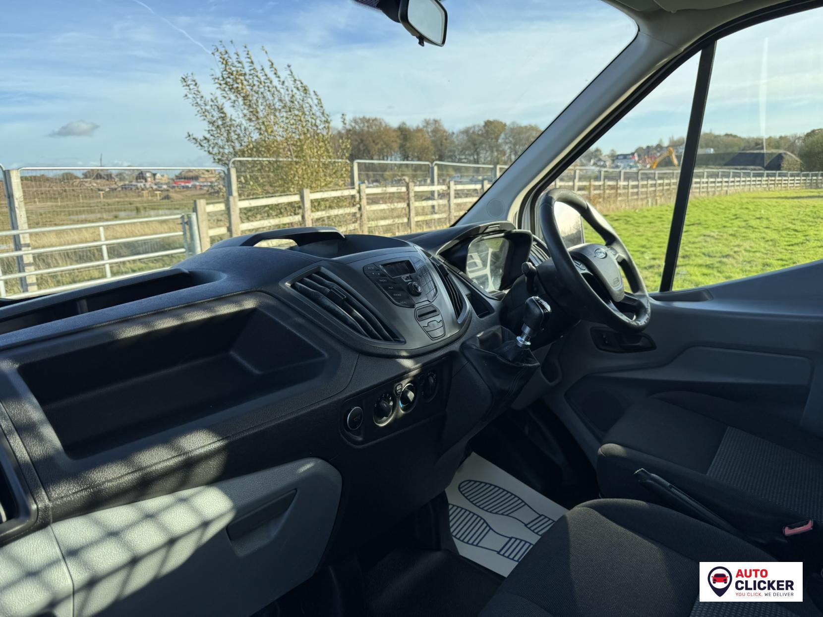 Ford Transit 2.0 350 EcoBlue Chassis Cab 2dr Diesel Manual RWD L4 H1 Euro 6 (130 ps)