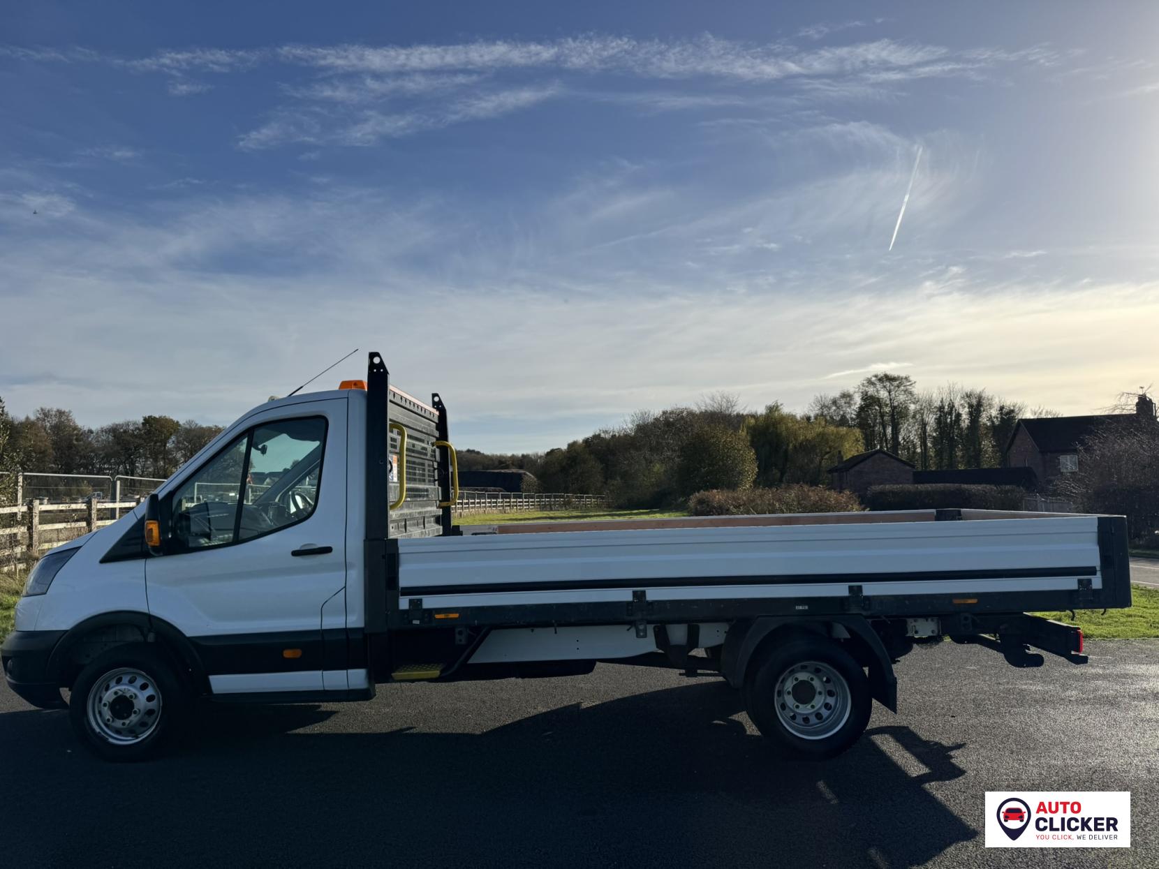 Ford Transit 2.0 350 EcoBlue Chassis Cab 2dr Diesel Manual RWD L4 H1 Euro 6 (130 ps)