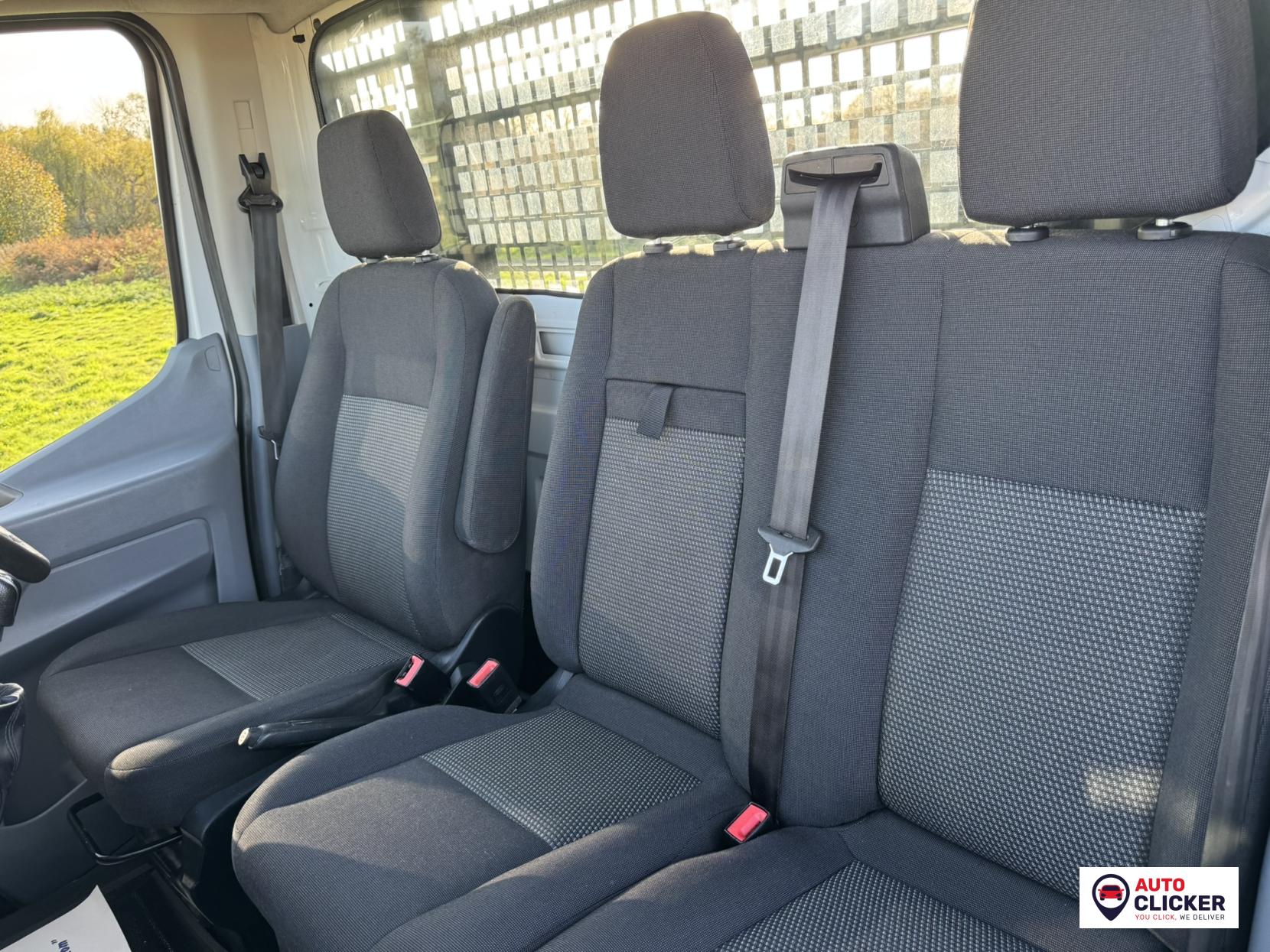 Ford Transit 2.0 350 EcoBlue Chassis Cab 2dr Diesel Manual RWD L4 H1 Euro 6 (130 ps)