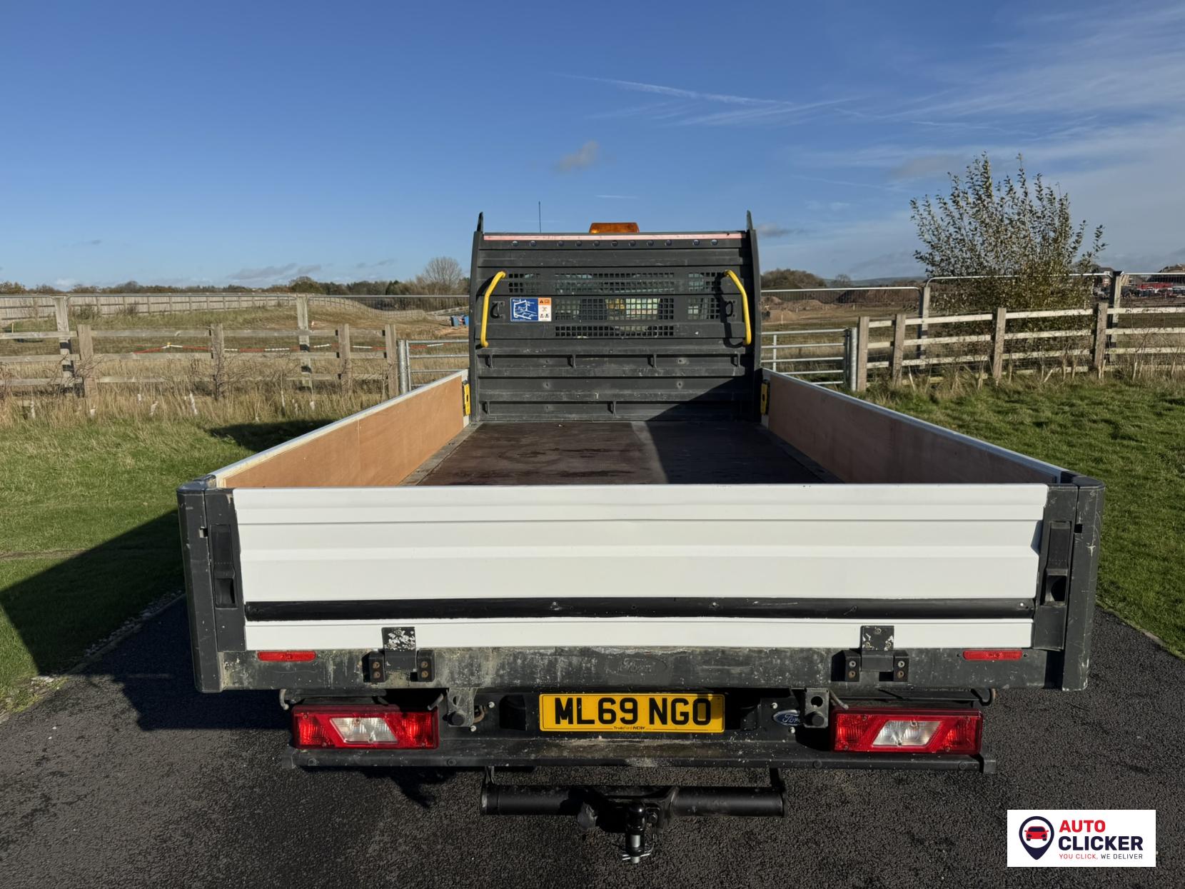 Ford Transit 2.0 350 EcoBlue Chassis Cab 2dr Diesel Manual RWD L4 H1 Euro 6 (130 ps)