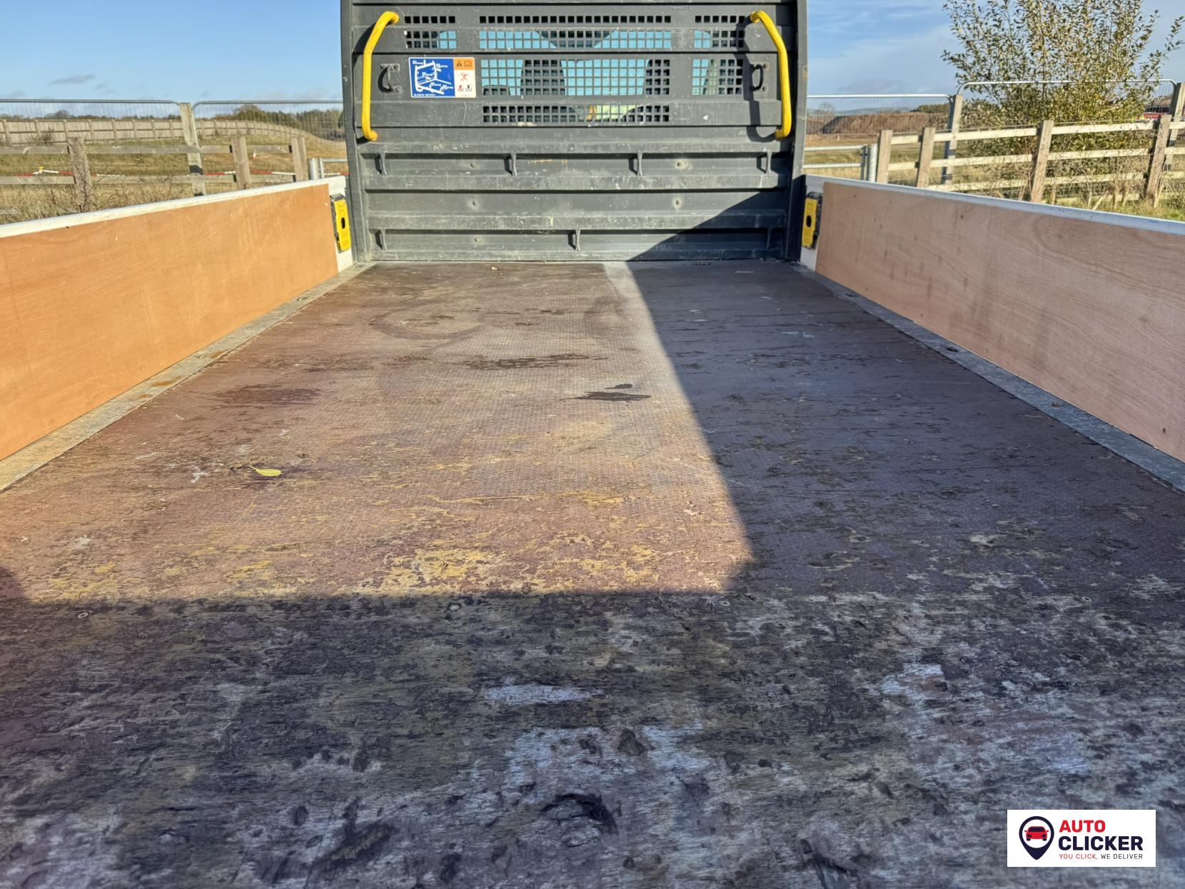 Ford Transit 2.0 350 EcoBlue Chassis Cab 2dr Diesel Manual RWD L4 H1 Euro 6 (130 ps)