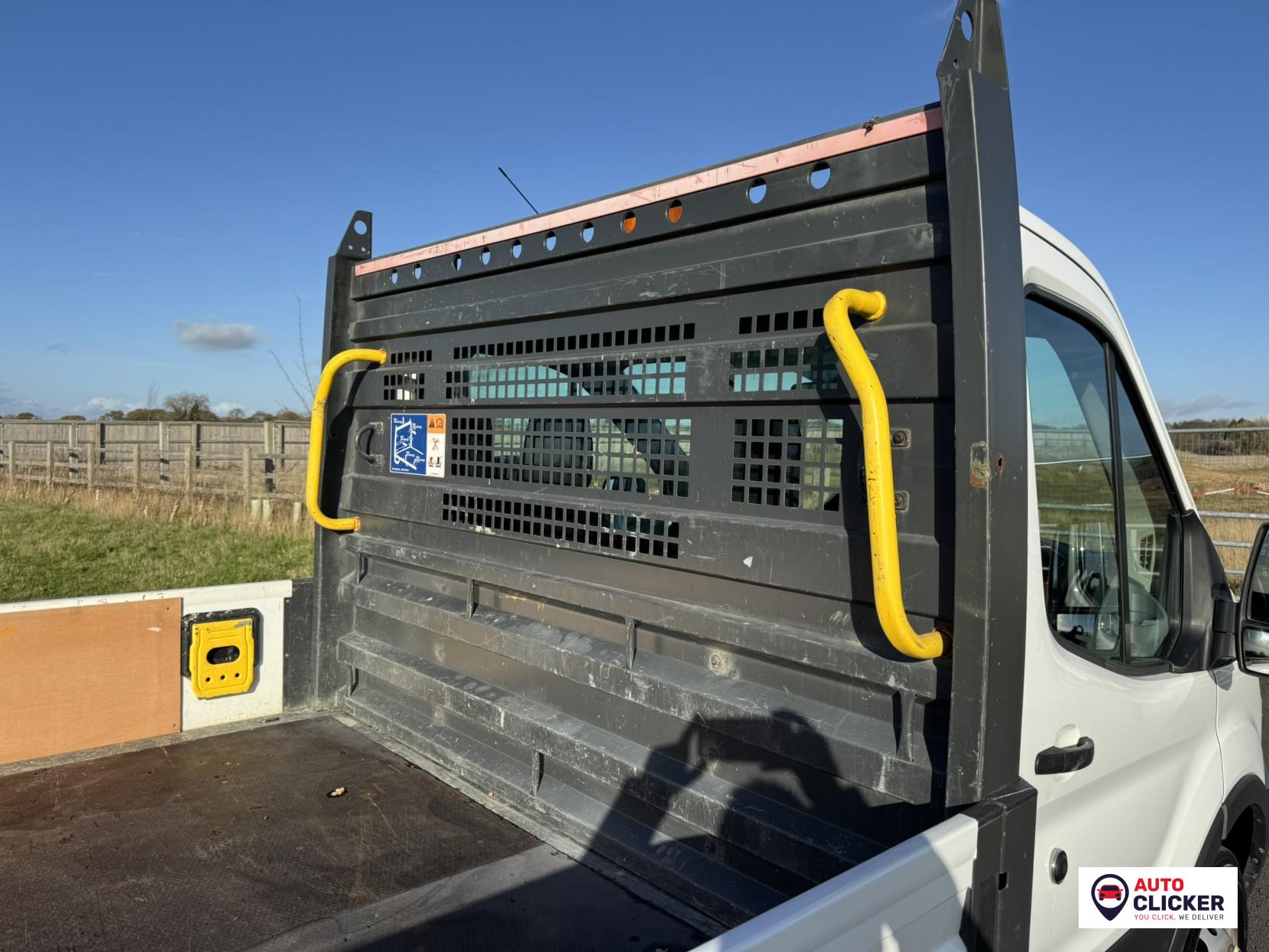 Ford Transit 2.0 350 EcoBlue Chassis Cab 2dr Diesel Manual RWD L4 H1 Euro 6 (130 ps)