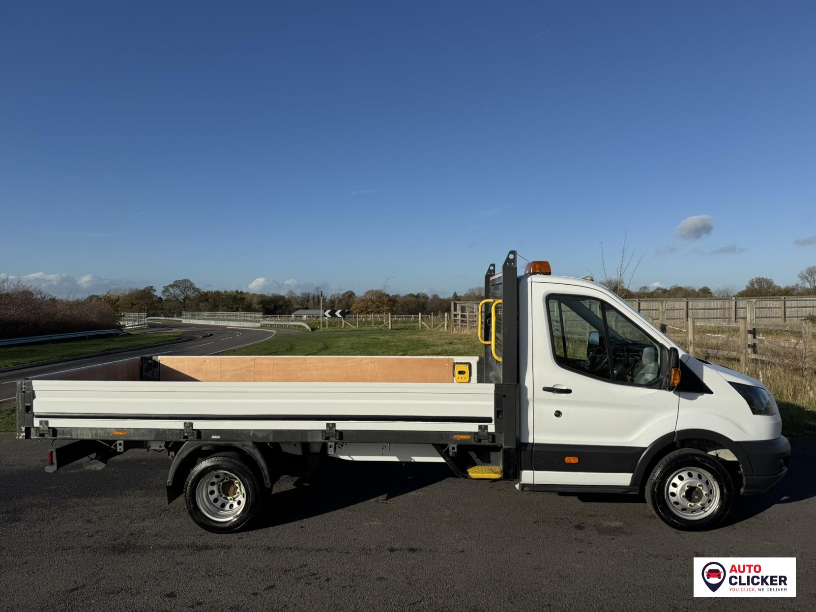 Ford Transit 2.0 350 EcoBlue Chassis Cab 2dr Diesel Manual RWD L4 H1 Euro 6 (130 ps)