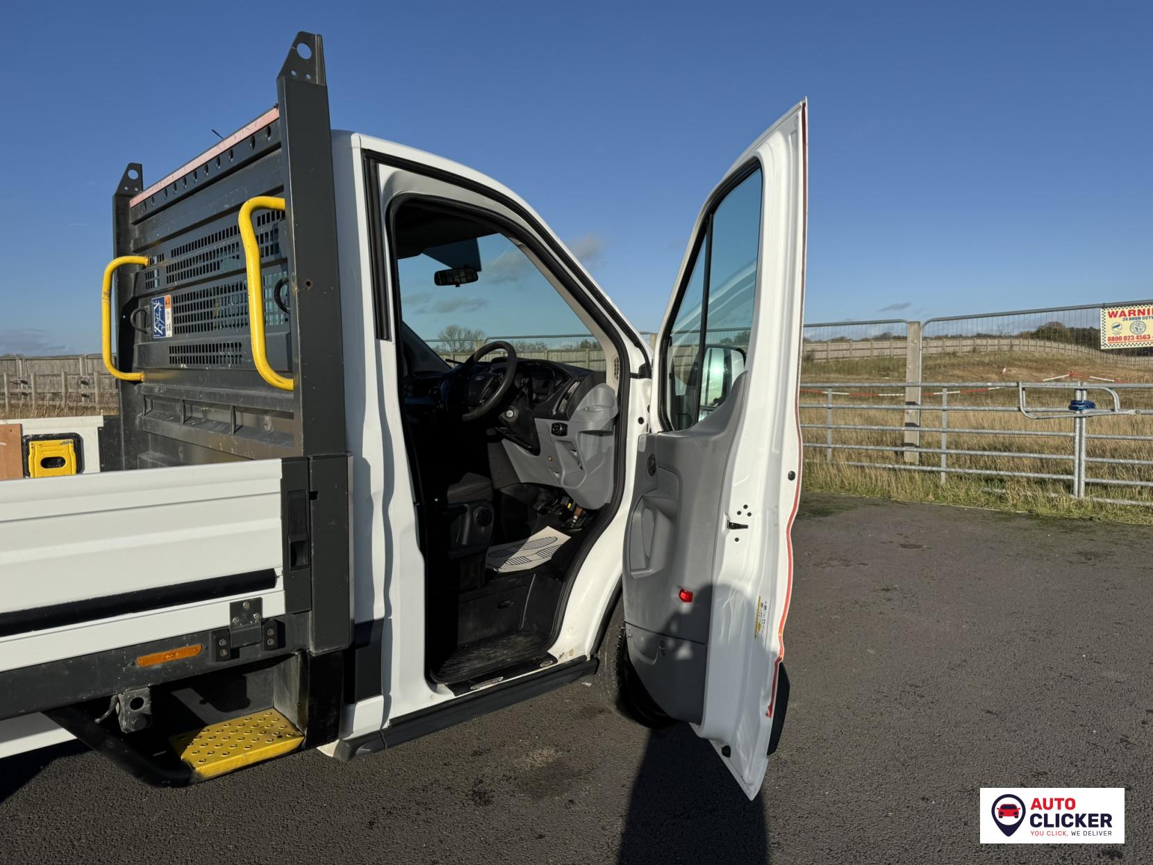 Ford Transit 2.0 350 EcoBlue Chassis Cab 2dr Diesel Manual RWD L4 H1 Euro 6 (130 ps)
