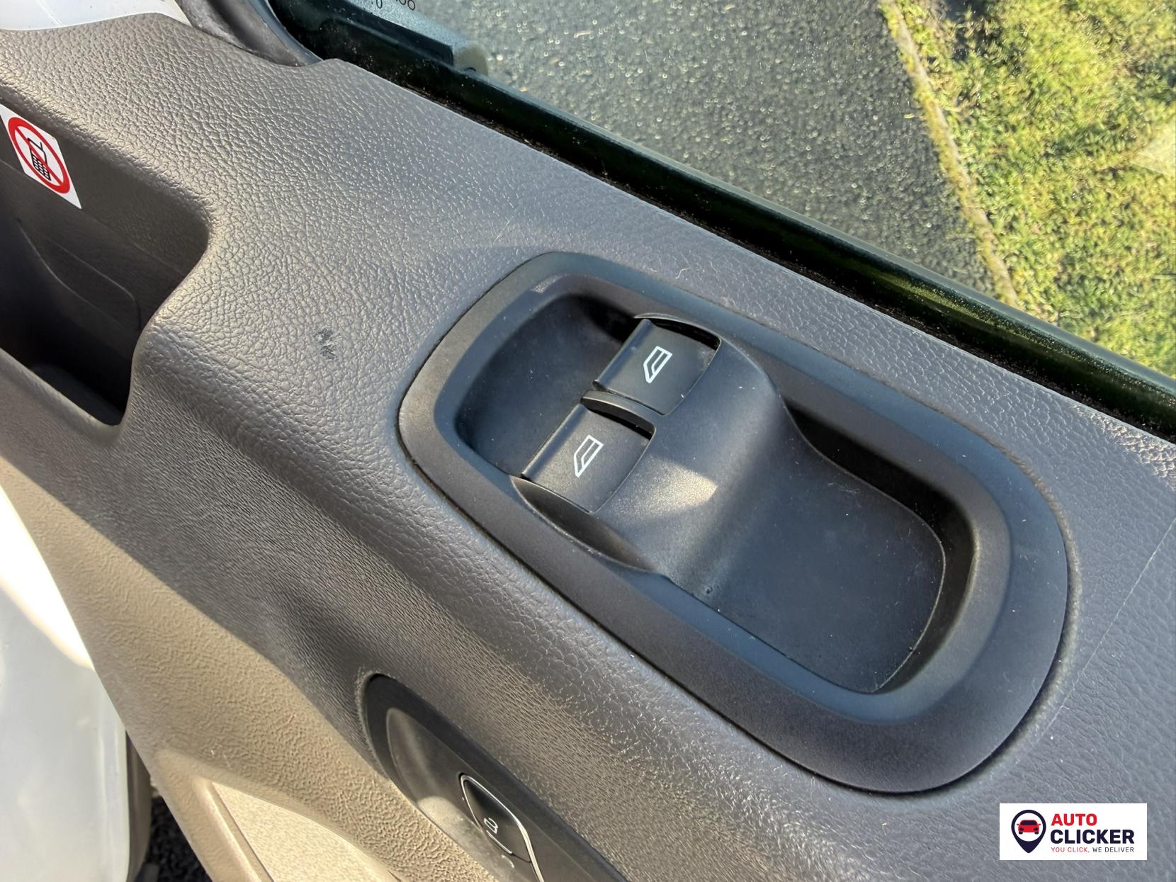 Ford Transit 2.0 350 EcoBlue Leader Panel Van 5dr Diesel Manual RWD L3 H3 Euro 6 (s/s) (130 ps)