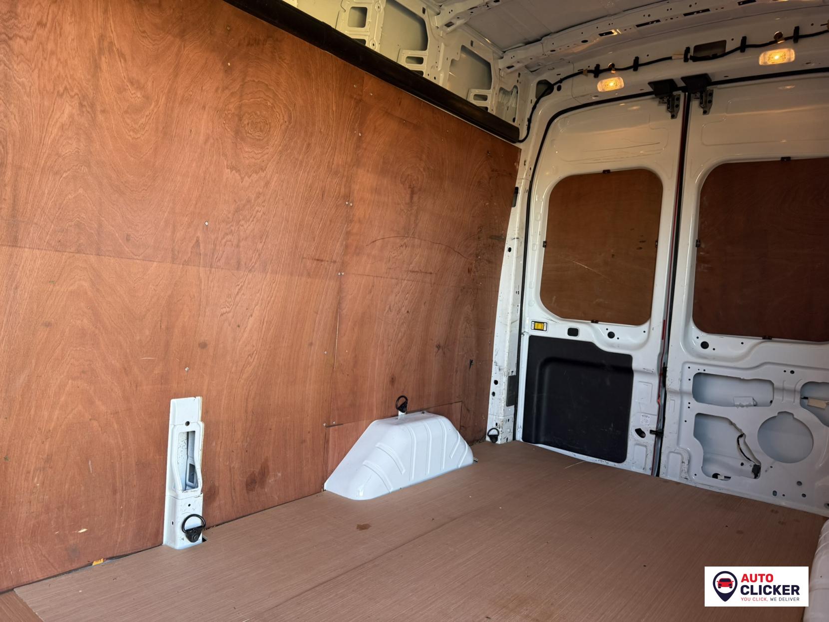 Ford Transit 2.0 350 EcoBlue Leader Panel Van 5dr Diesel Manual RWD L3 H3 Euro 6 (s/s) (130 ps)