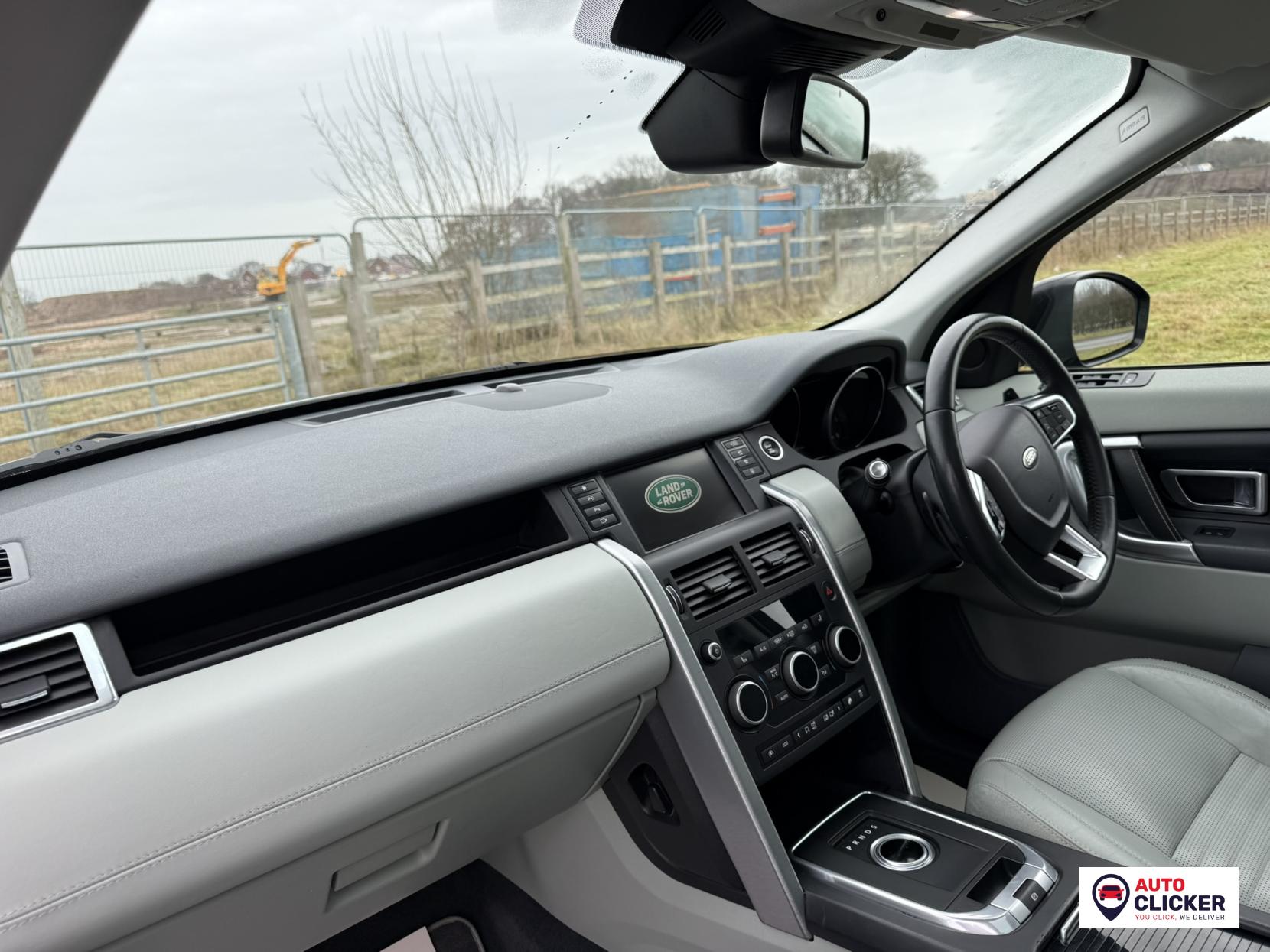 Land Rover Discovery Sport 2.2 SD4 HSE Luxury SUV 5dr Diesel Auto 4WD Euro 5 (s/s) (190 ps)