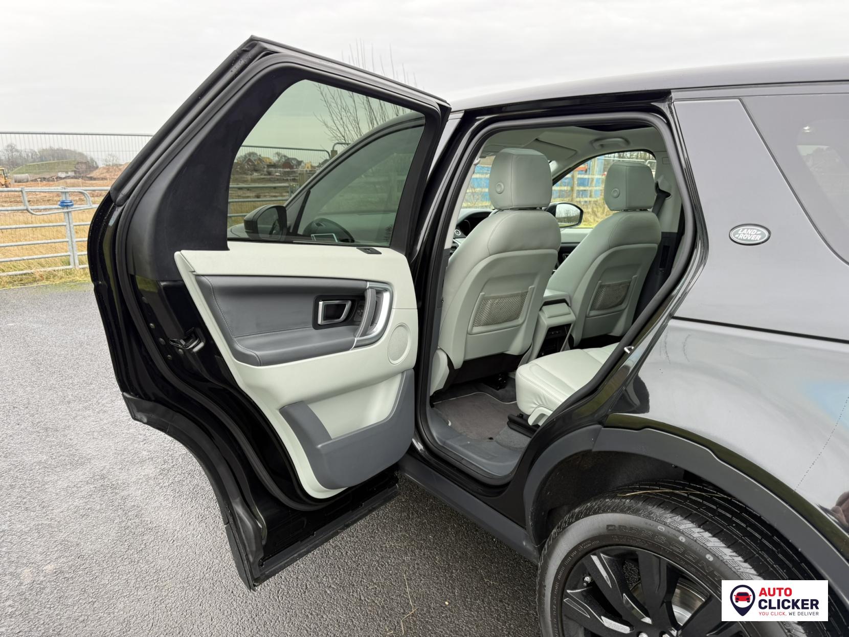 Land Rover Discovery Sport 2.2 SD4 HSE Luxury SUV 5dr Diesel Auto 4WD Euro 5 (s/s) (190 ps)