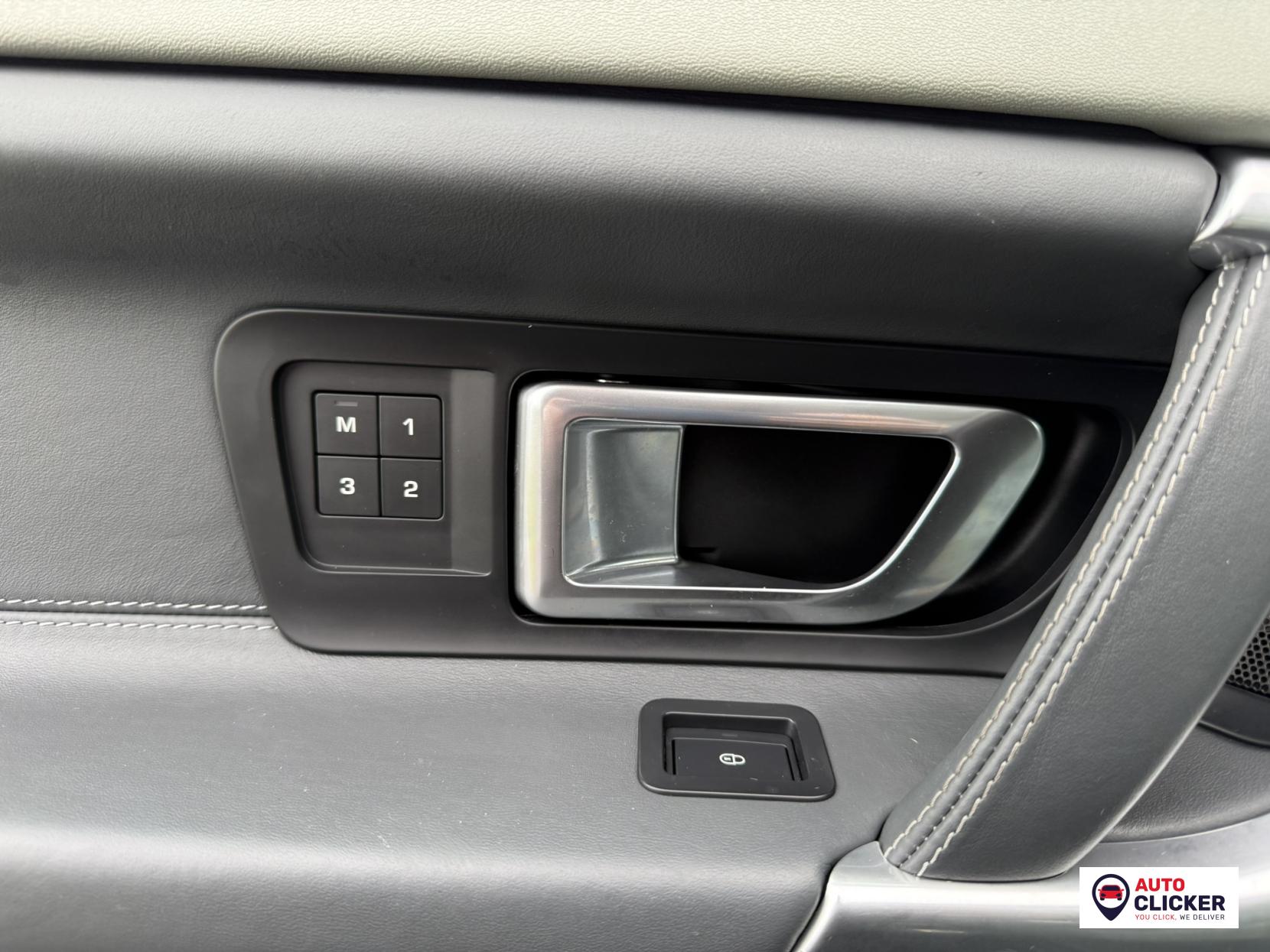 Land Rover Discovery Sport 2.2 SD4 HSE Luxury SUV 5dr Diesel Auto 4WD Euro 5 (s/s) (190 ps)