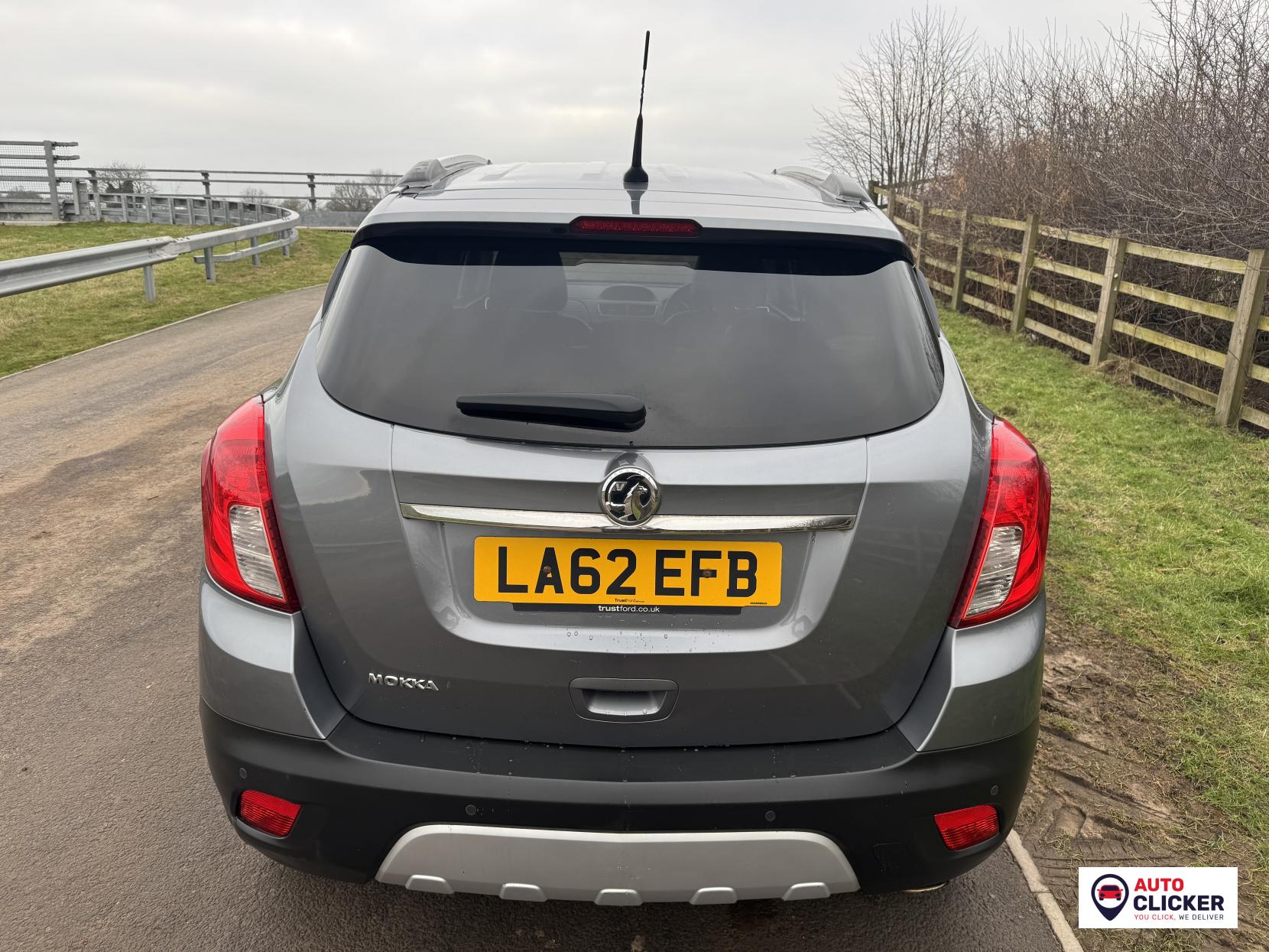 Vauxhall Mokka 1.6 SE SUV 5dr Petrol Manual 2WD Euro 5 (s/s) (115 ps)