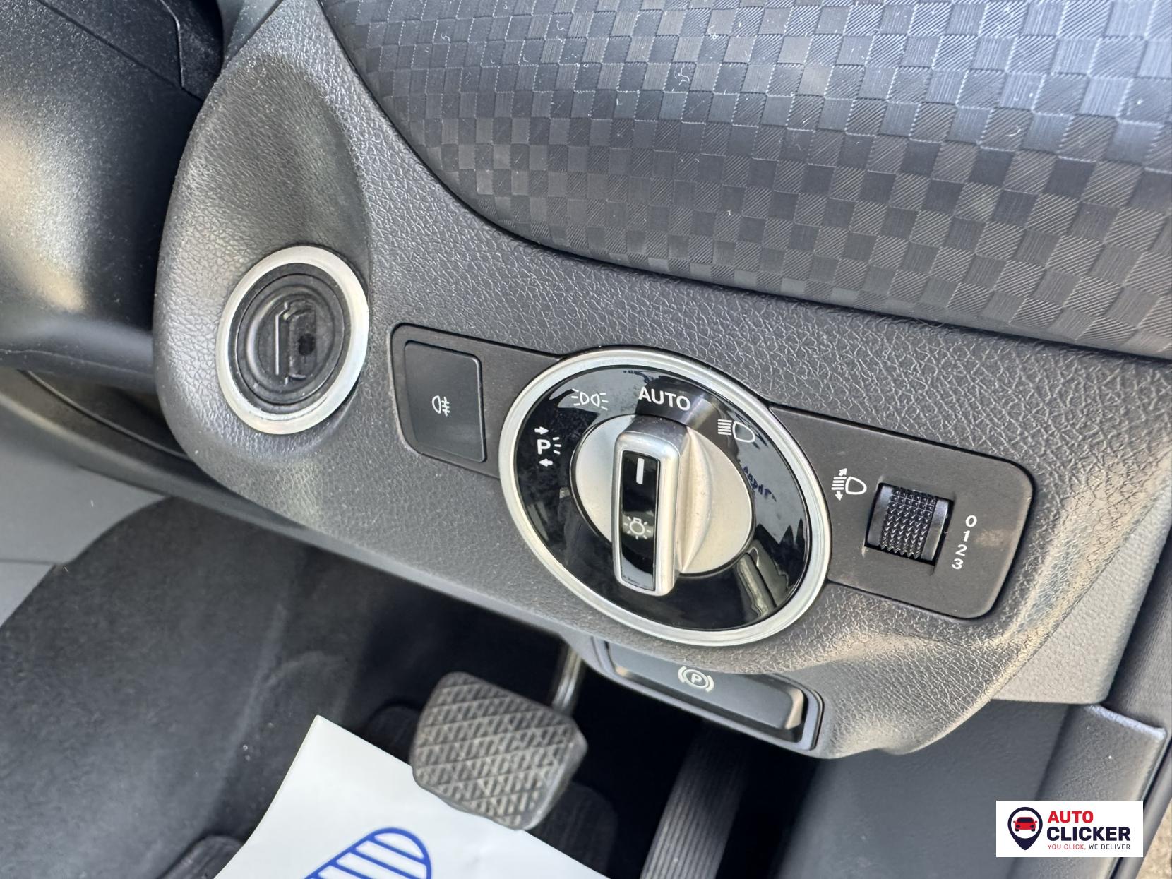 Mercedes-Benz A Class 1.5 A180d Sport Hatchback 5dr Diesel 7G-DCT Euro 6 (s/s) (109 ps)