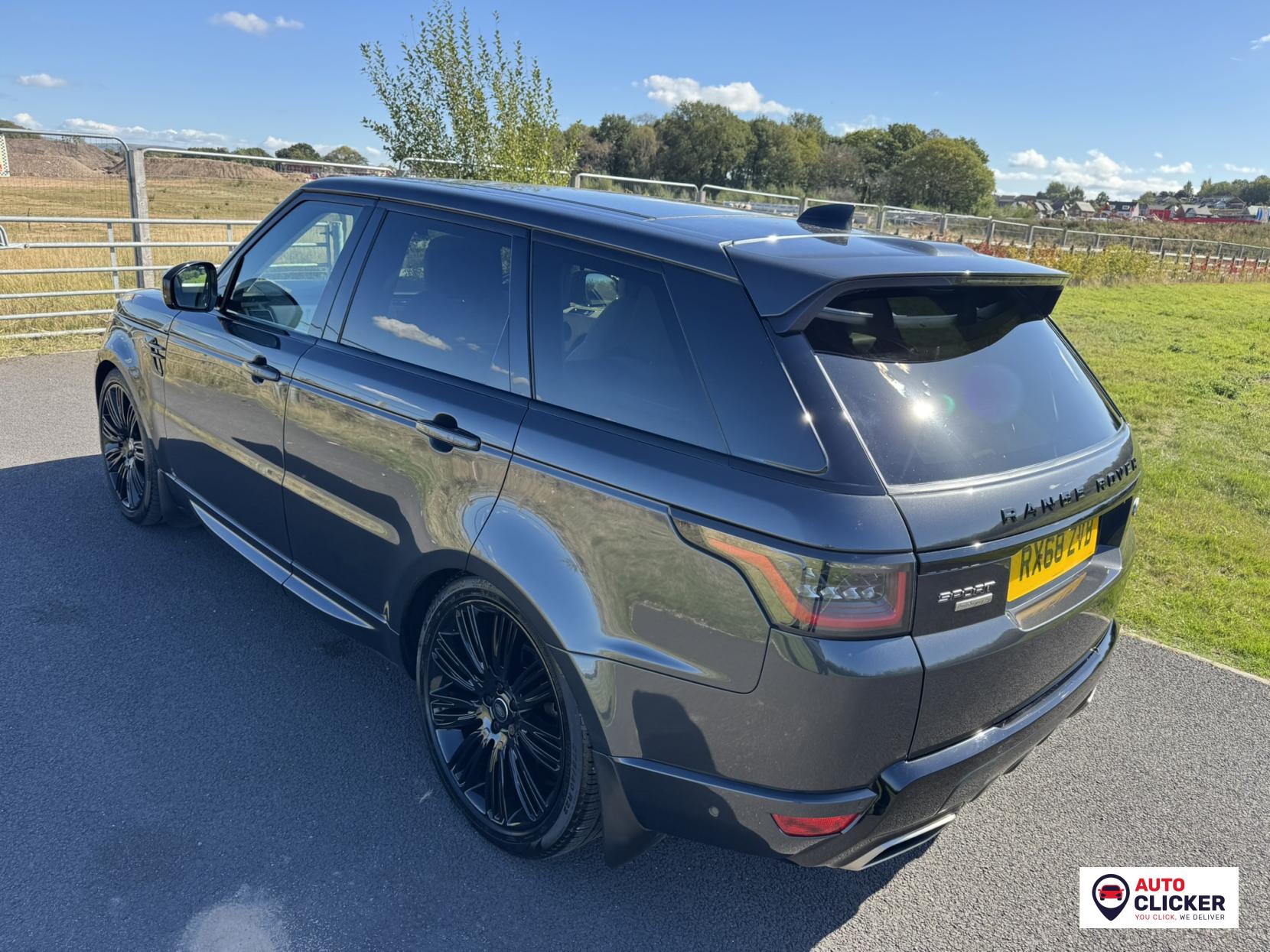 Land Rover Range Rover Sport 3.0 SD V6 Autobiography Dynamic SUV 5dr Diesel Auto 4WD Euro 6 (s/s) (306 ps)