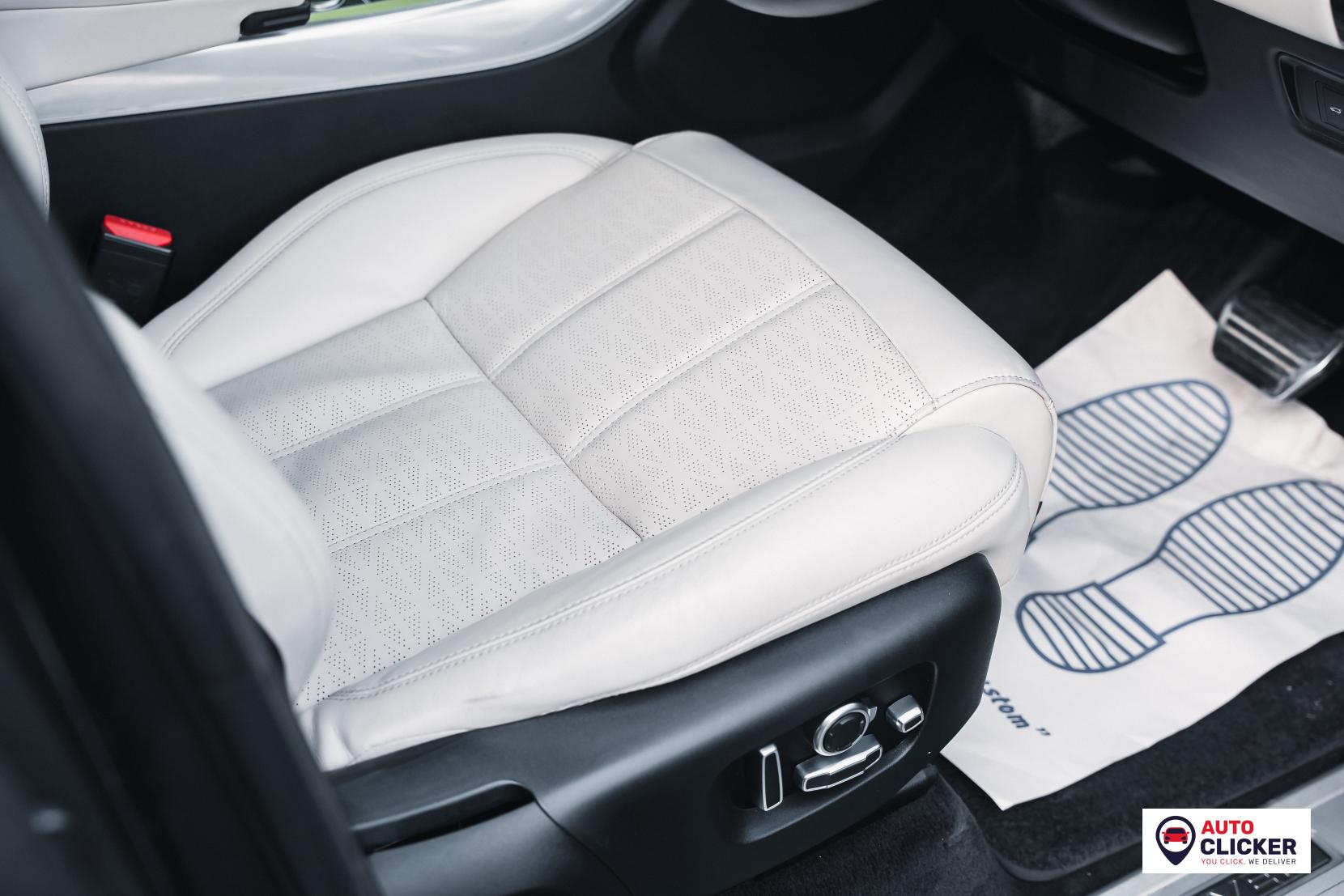 Land Rover Range Rover Sport 3.0 SD V6 Autobiography Dynamic SUV 5dr Diesel Auto 4WD Euro 6 (s/s) (306 ps)