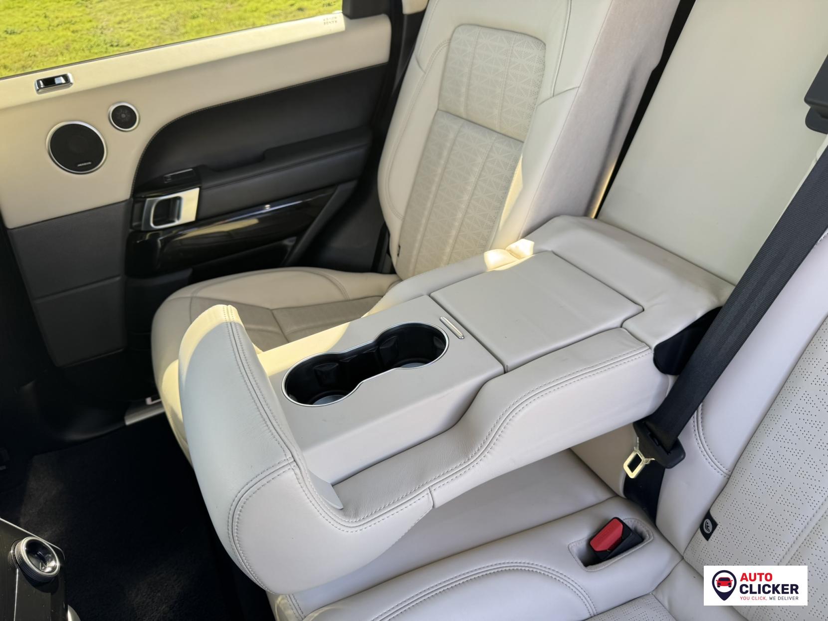 Land Rover Range Rover Sport 3.0 SD V6 Autobiography Dynamic SUV 5dr Diesel Auto 4WD Euro 6 (s/s) (306 ps)