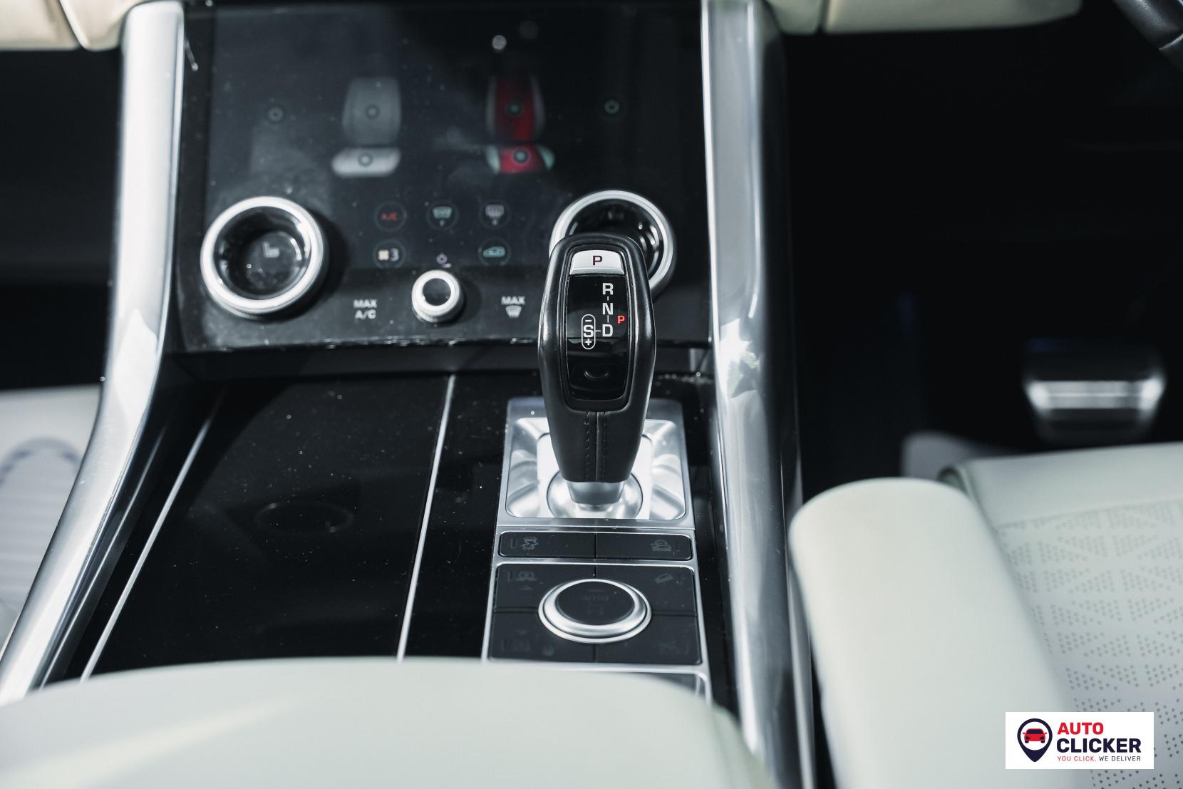 Land Rover Range Rover Sport 3.0 SD V6 Autobiography Dynamic SUV 5dr Diesel Auto 4WD Euro 6 (s/s) (306 ps)