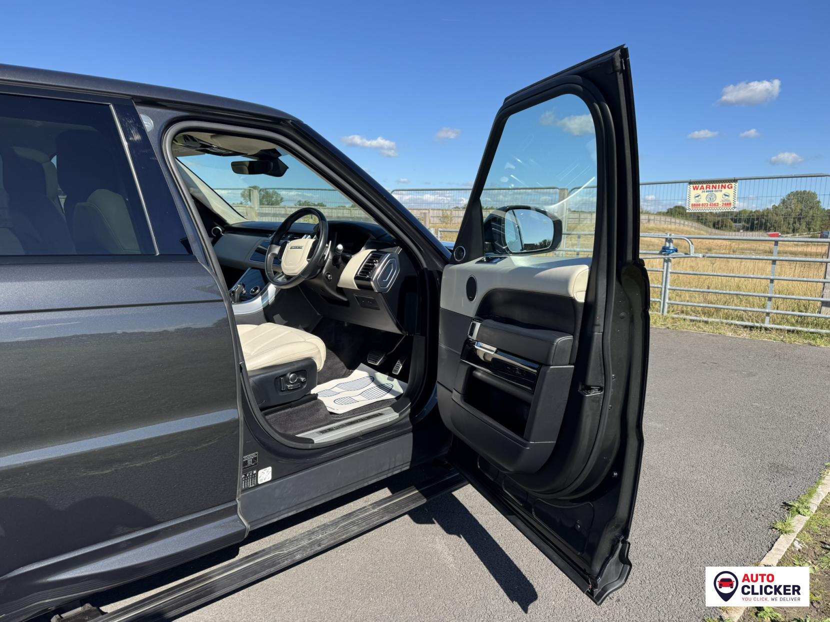 Land Rover Range Rover Sport 3.0 SD V6 Autobiography Dynamic SUV 5dr Diesel Auto 4WD Euro 6 (s/s) (306 ps)