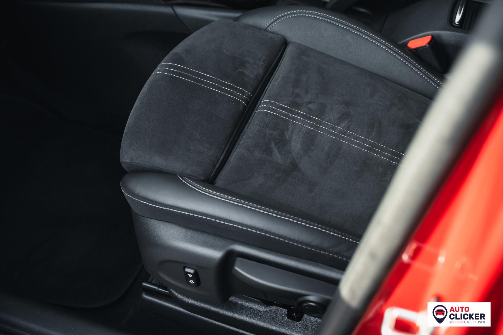 Vauxhall Crossland 1.2 Turbo Ultimate SUV 5dr Petrol Auto Euro 6 (s/s) (130 ps)