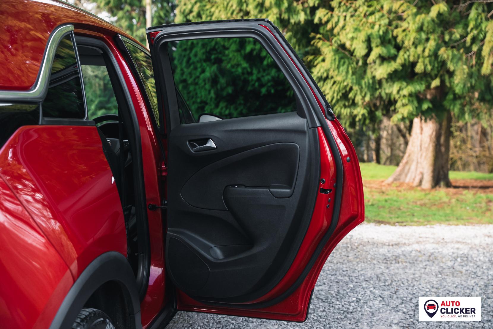 Vauxhall Crossland 1.2 Turbo Ultimate SUV 5dr Petrol Auto Euro 6 (s/s) (130 ps)