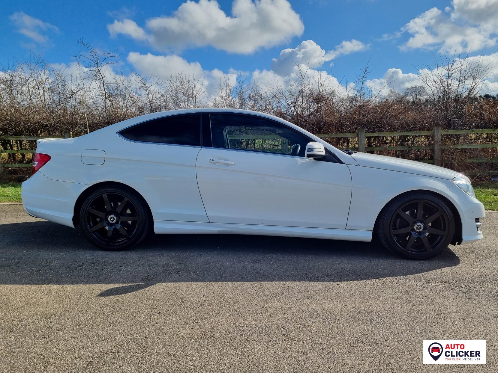 Mercedes-Benz C Class 2.1 C250 CDI BlueEfficiency AMG Sport Coupe 2dr Diesel G-Tronic+ Euro 5 (s/s) (204 ps)