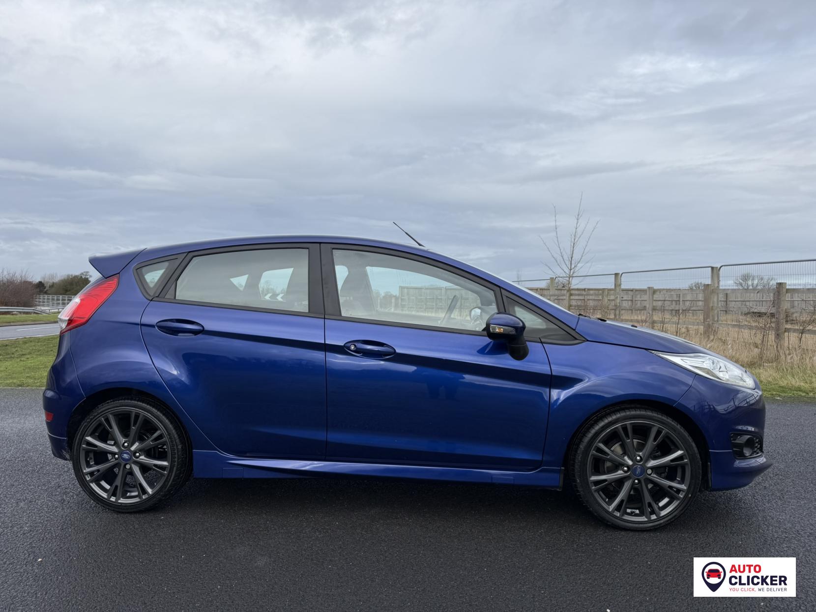 Ford Fiesta 1.0T EcoBoost ST-Line Hatchback 5dr Petrol Manual Euro 6 (s/s) (125 ps)