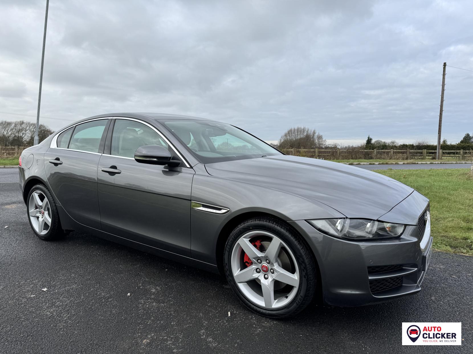 Jaguar XE 2.0d Prestige Saloon 4dr Diesel Auto Euro 6 (s/s) (180 ps)