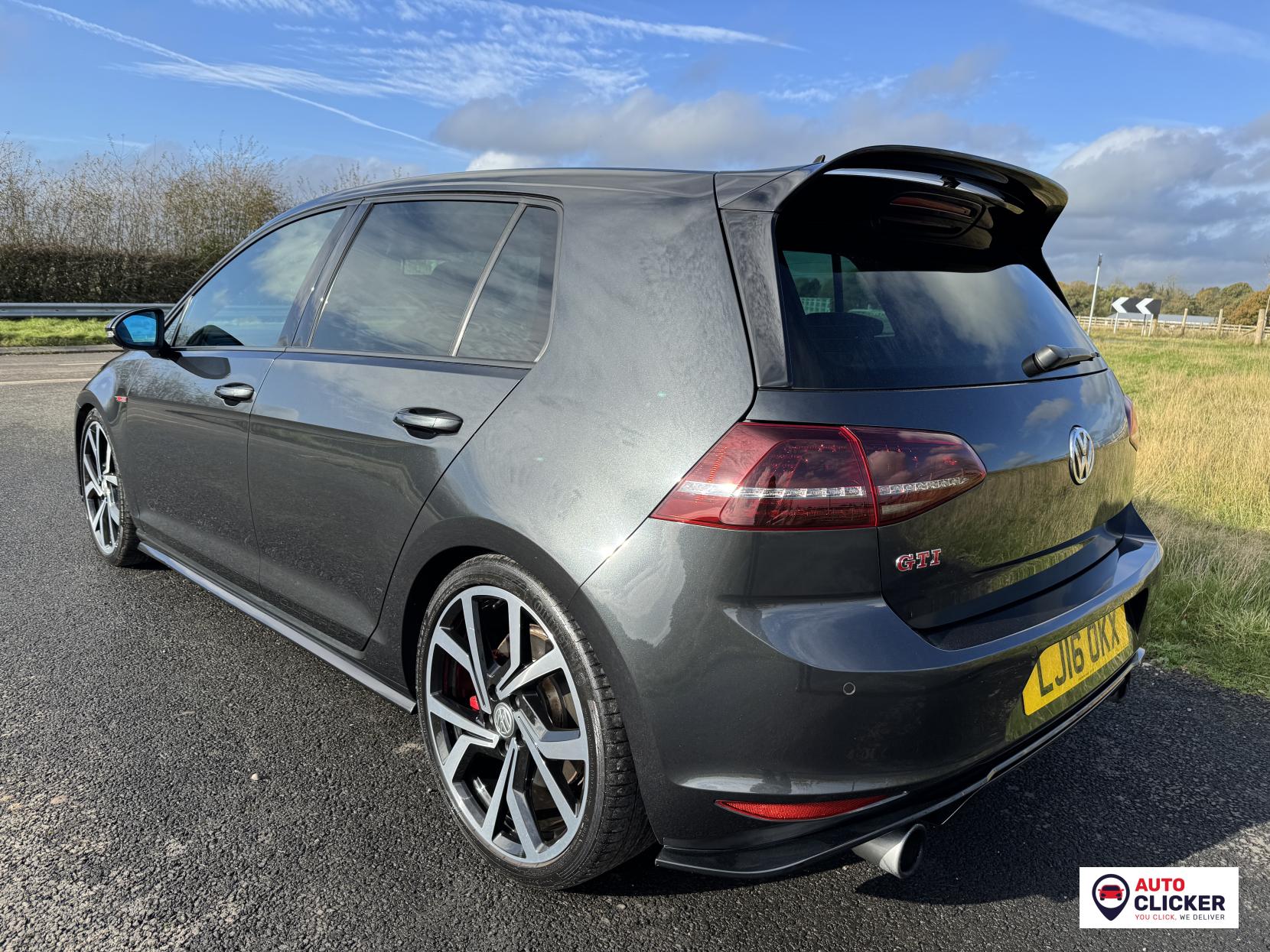 Volkswagen Golf 2.0 TSI BlueMotion Tech GTI Clubsport 40 Hatchback 5dr Petrol DSG Euro 6 (s/s) (265 ps)