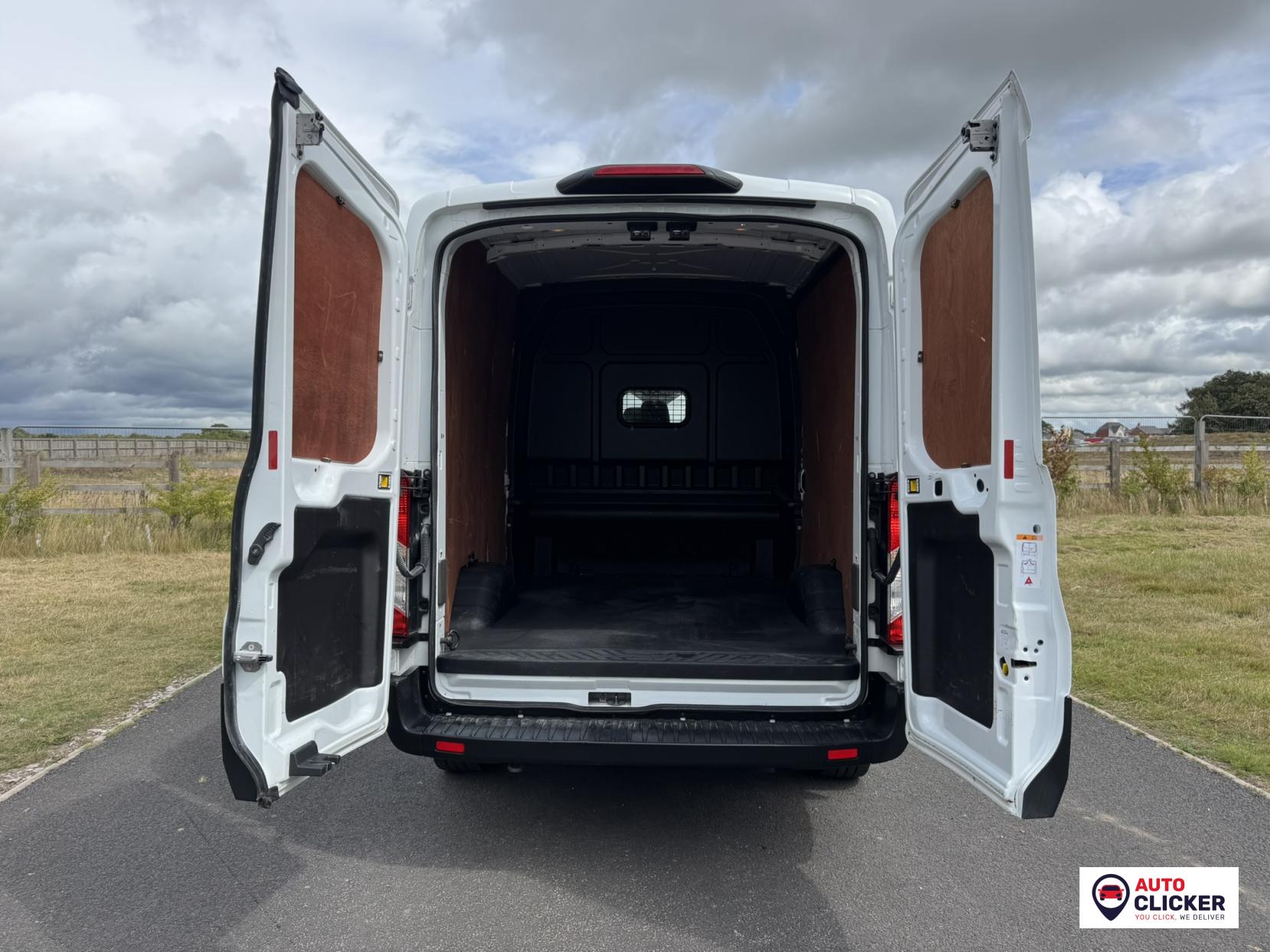 Ford Transit 2.0 350 EcoBlue Leader Crew Van Double Cab 6dr Diesel Manual RWD L3 H2 Euro 6 (s/s) (130 ps)