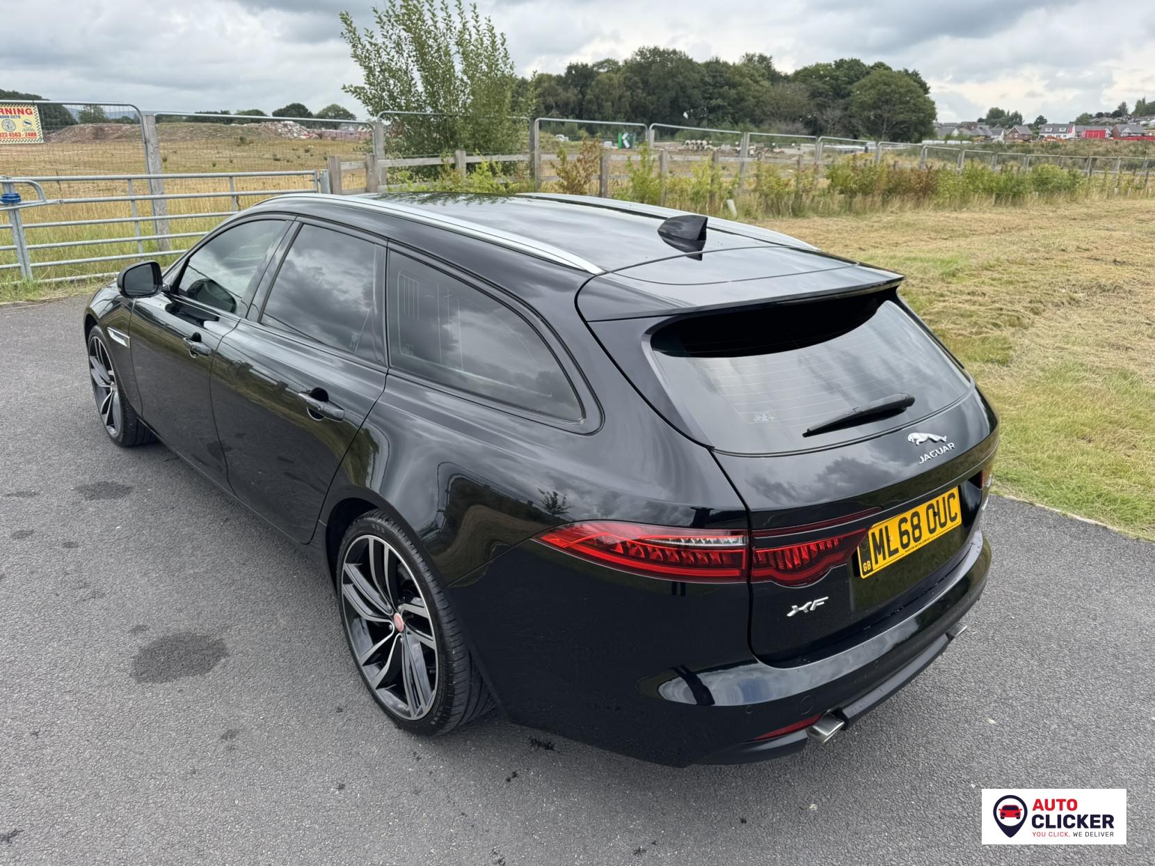 Jaguar XF 2.0i Portfolio GPF Sportbrake 5dr Petrol Auto Euro 6 (s/s) (250 ps)