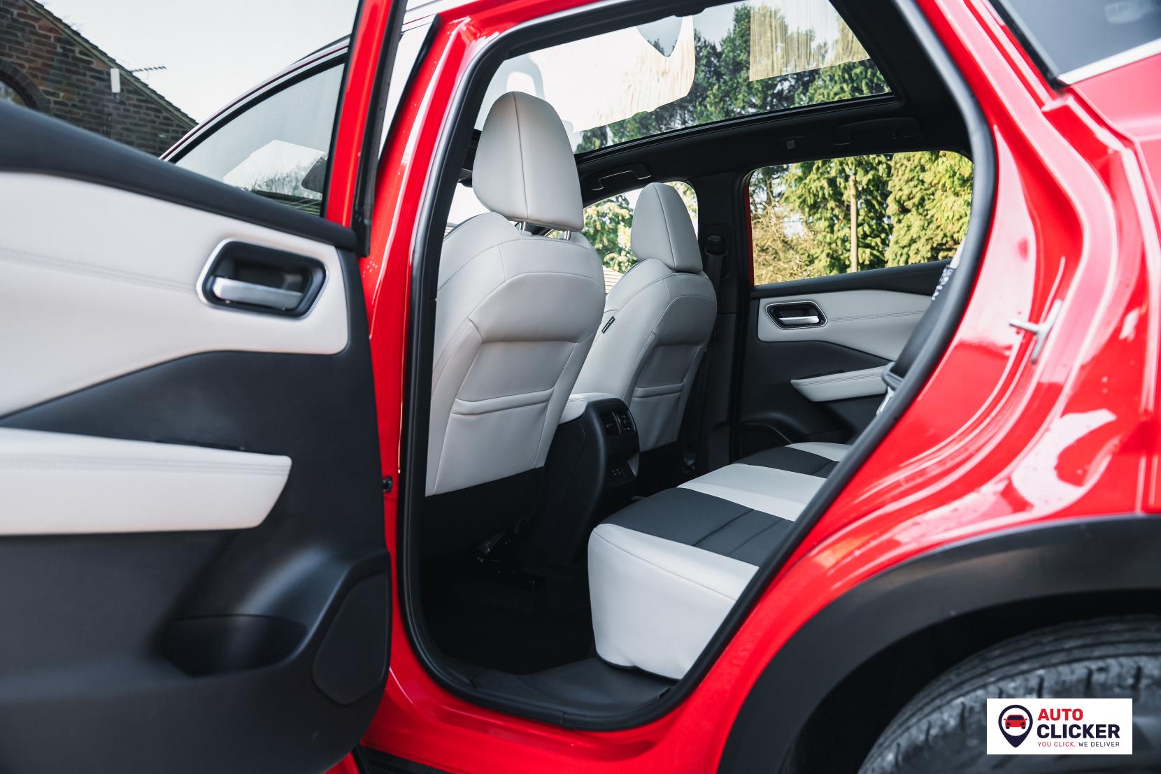 Nissan Qashqai 1.3 DIG-T MHEV Tekna SUV 5dr Petrol Hybrid XTRON Euro 6 (s/s) (158 ps)