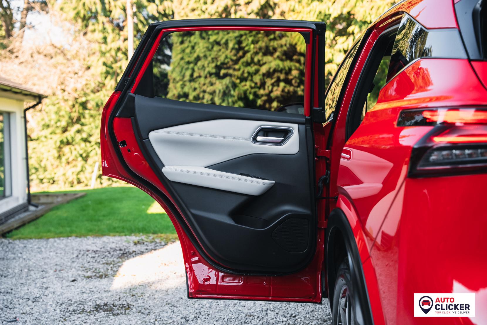 Nissan Qashqai 1.3 DIG-T MHEV Tekna SUV 5dr Petrol Hybrid XTRON Euro 6 (s/s) (158 ps)