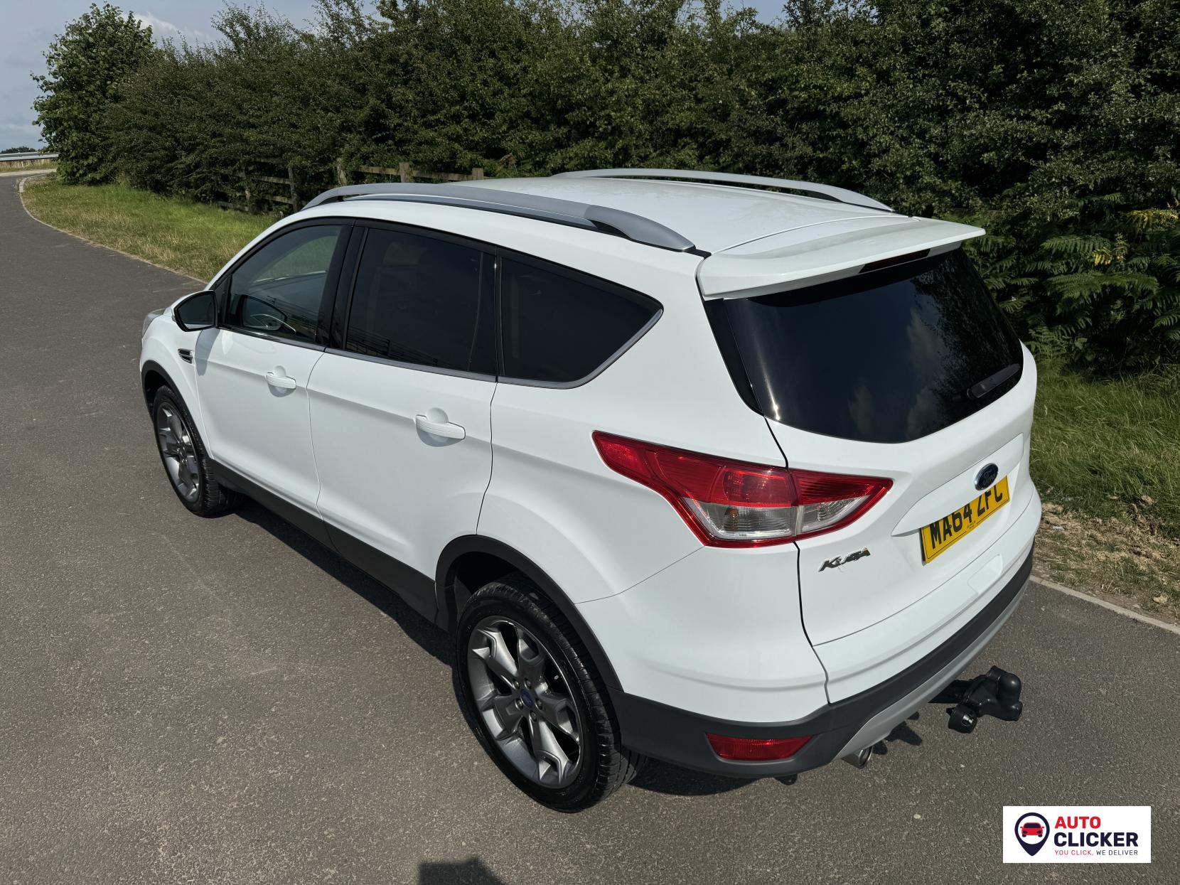 Ford Kuga 2.0 TDCi Titanium SUV 5dr Diesel Manual 2WD Euro 5 (140 ps)