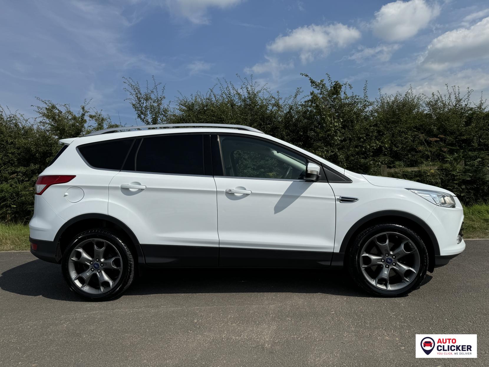 Ford Kuga 2.0 TDCi Titanium SUV 5dr Diesel Manual 2WD Euro 5 (140 ps)