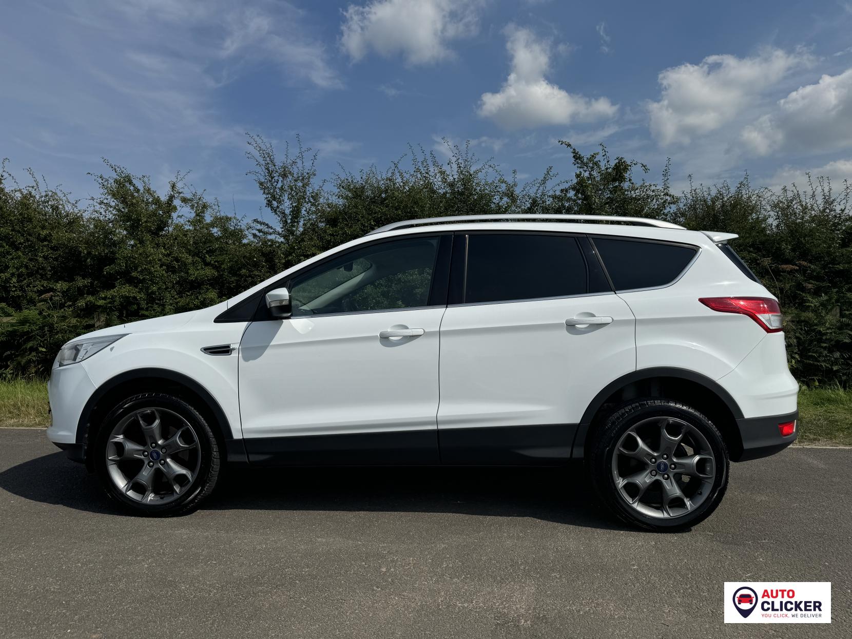 Ford Kuga 2.0 TDCi Titanium SUV 5dr Diesel Manual 2WD Euro 5 (140 ps)