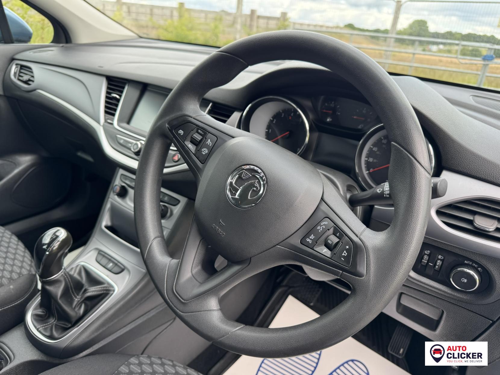 Vauxhall Astra 1.4i Turbo Design Hatchback 5dr Petrol Manual Euro 6 (125 ps)