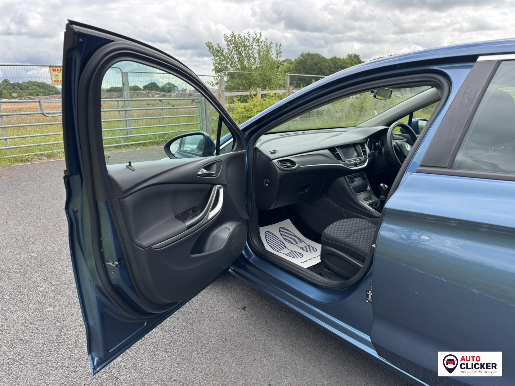 Vauxhall Astra 1.4i Turbo Design Hatchback 5dr Petrol Manual Euro 6 (125 ps)