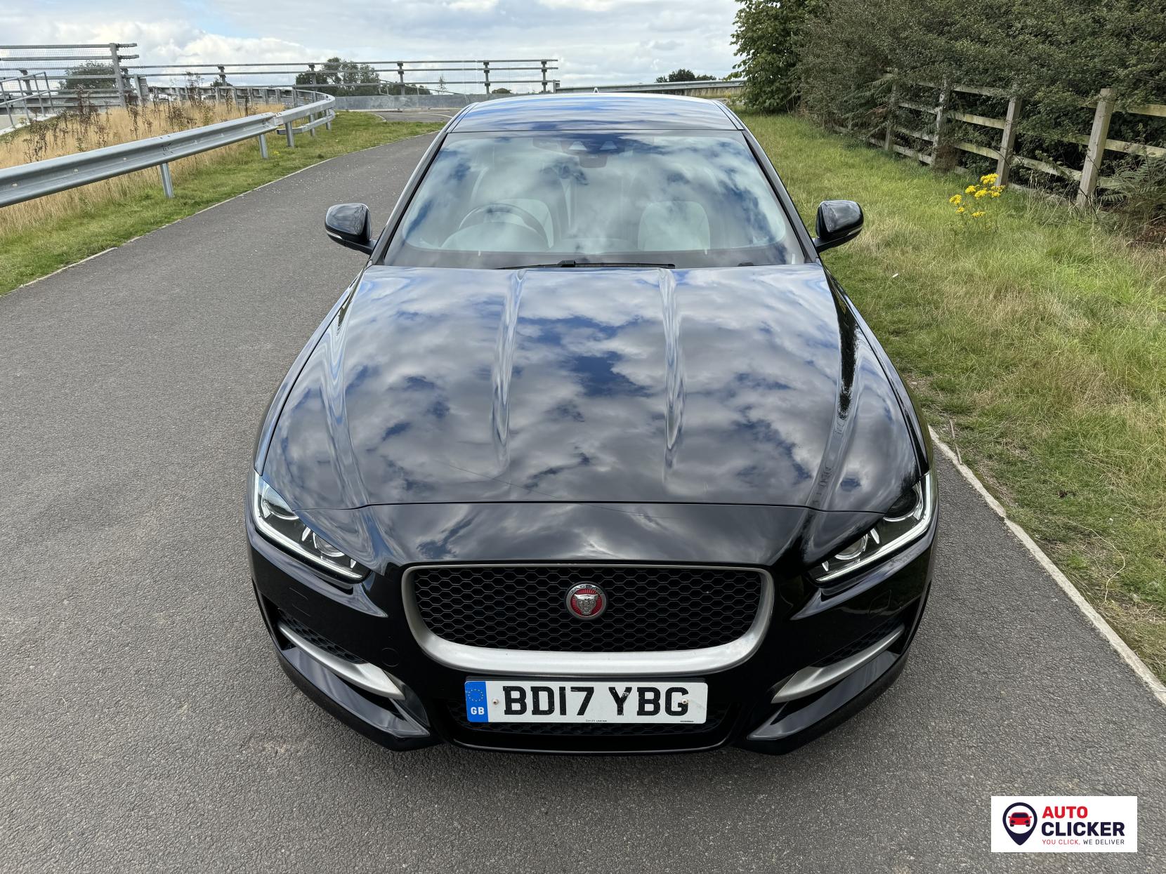 Jaguar XE 2.0d R-Sport Saloon 4dr Diesel Manual Euro 6 (s/s) (163 ps)