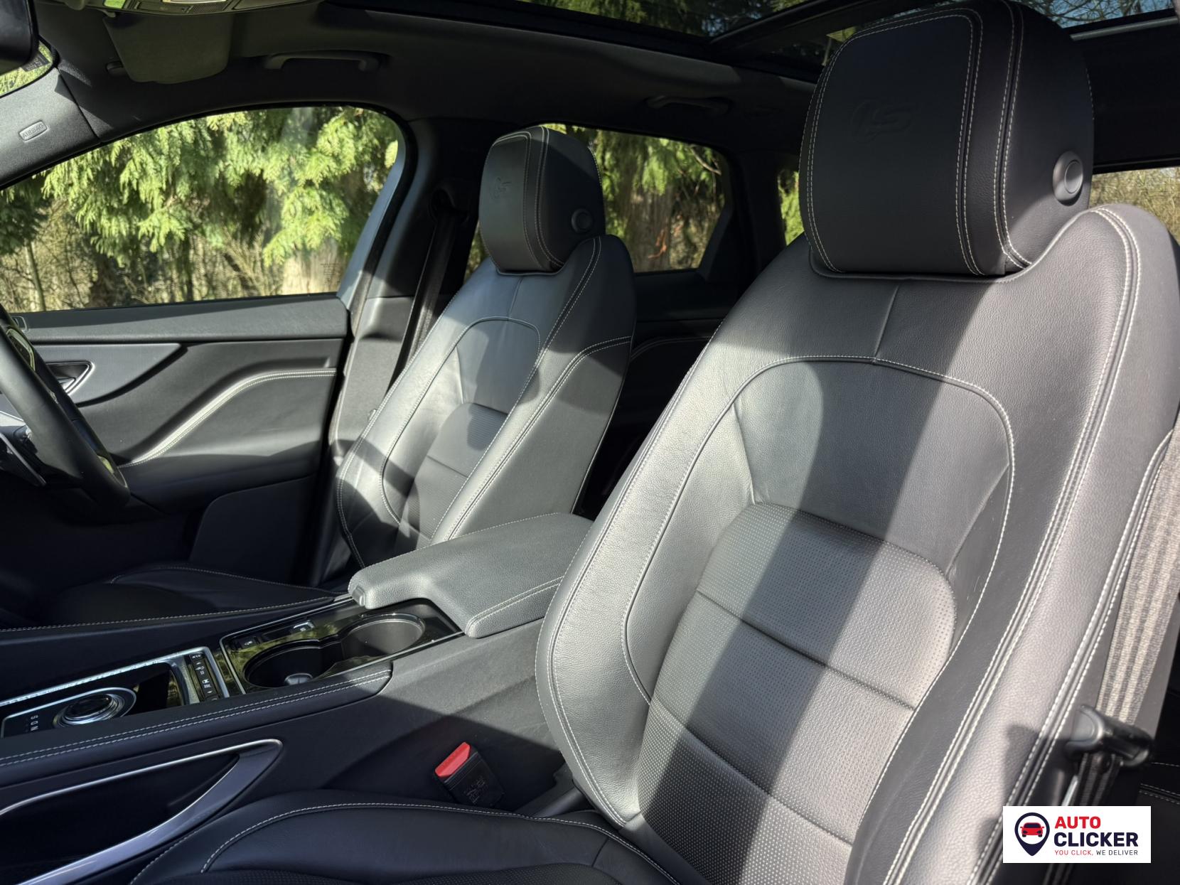 Jaguar F-PACE 3.0 D300 V6 S SUV 5dr Diesel Auto AWD Euro 6 (s/s) (300 ps)