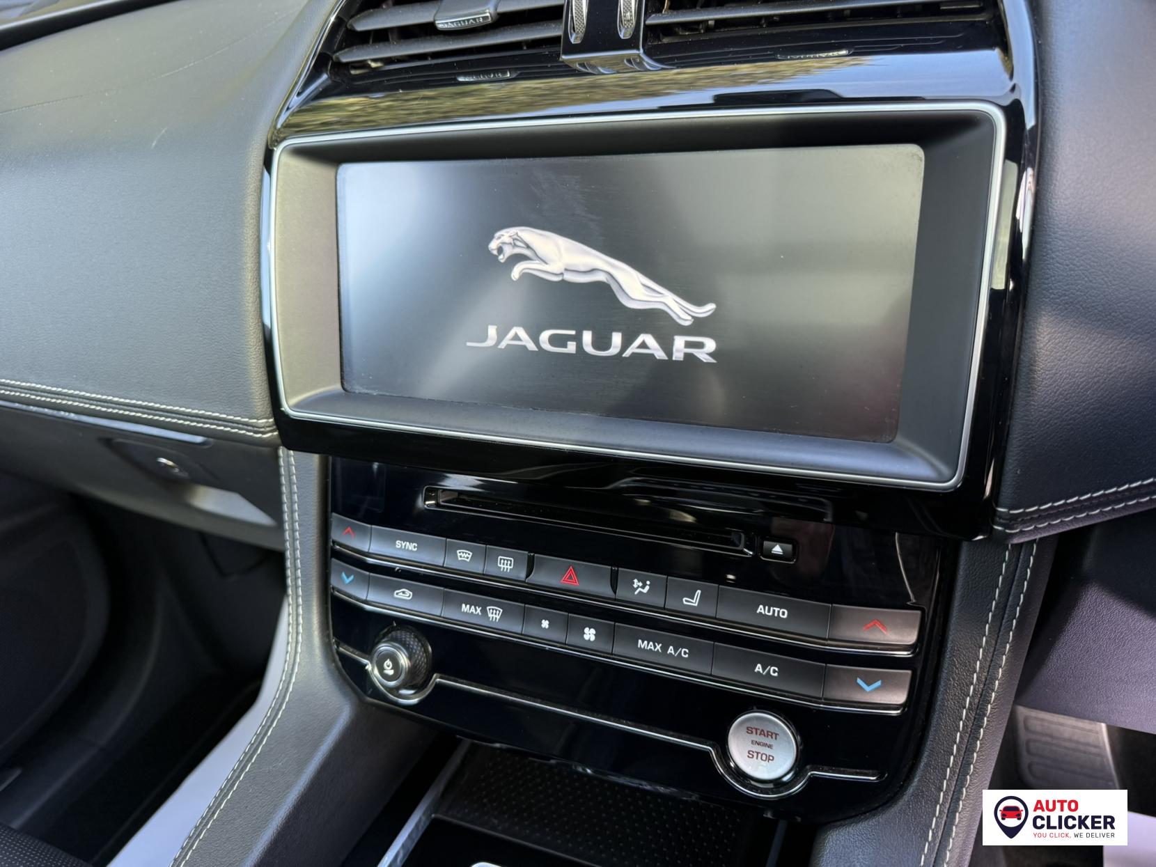 Jaguar F-PACE 3.0 D300 V6 S SUV 5dr Diesel Auto AWD Euro 6 (s/s) (300 ps)