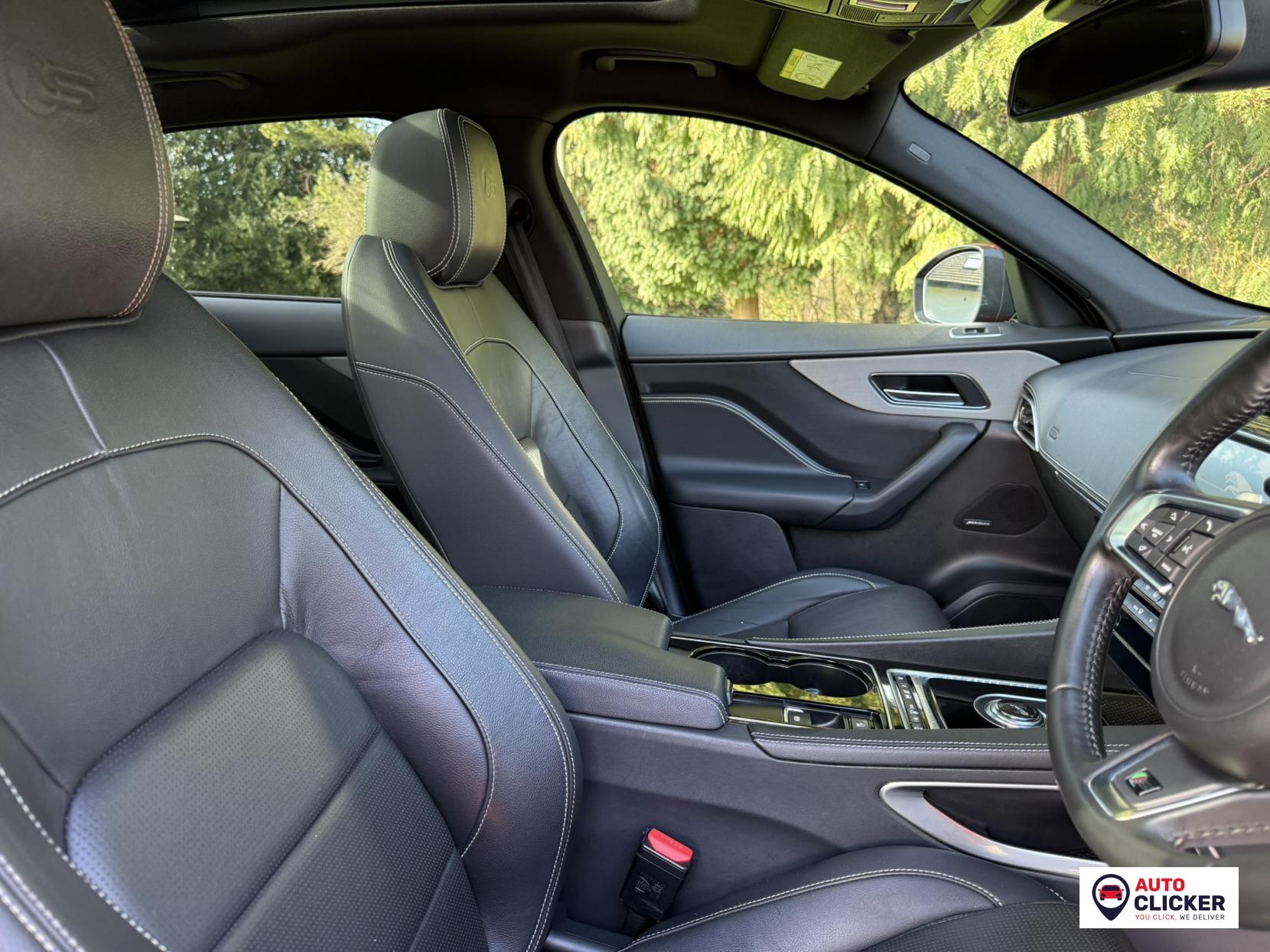 Jaguar F-PACE 3.0 D300 V6 S SUV 5dr Diesel Auto AWD Euro 6 (s/s) (300 ps)