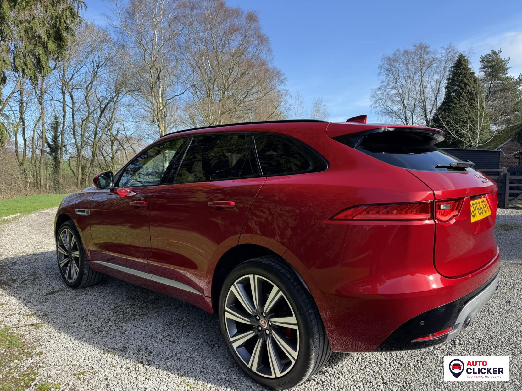 Jaguar F-PACE 3.0 D300 V6 S SUV 5dr Diesel Auto AWD Euro 6 (s/s) (300 ps)