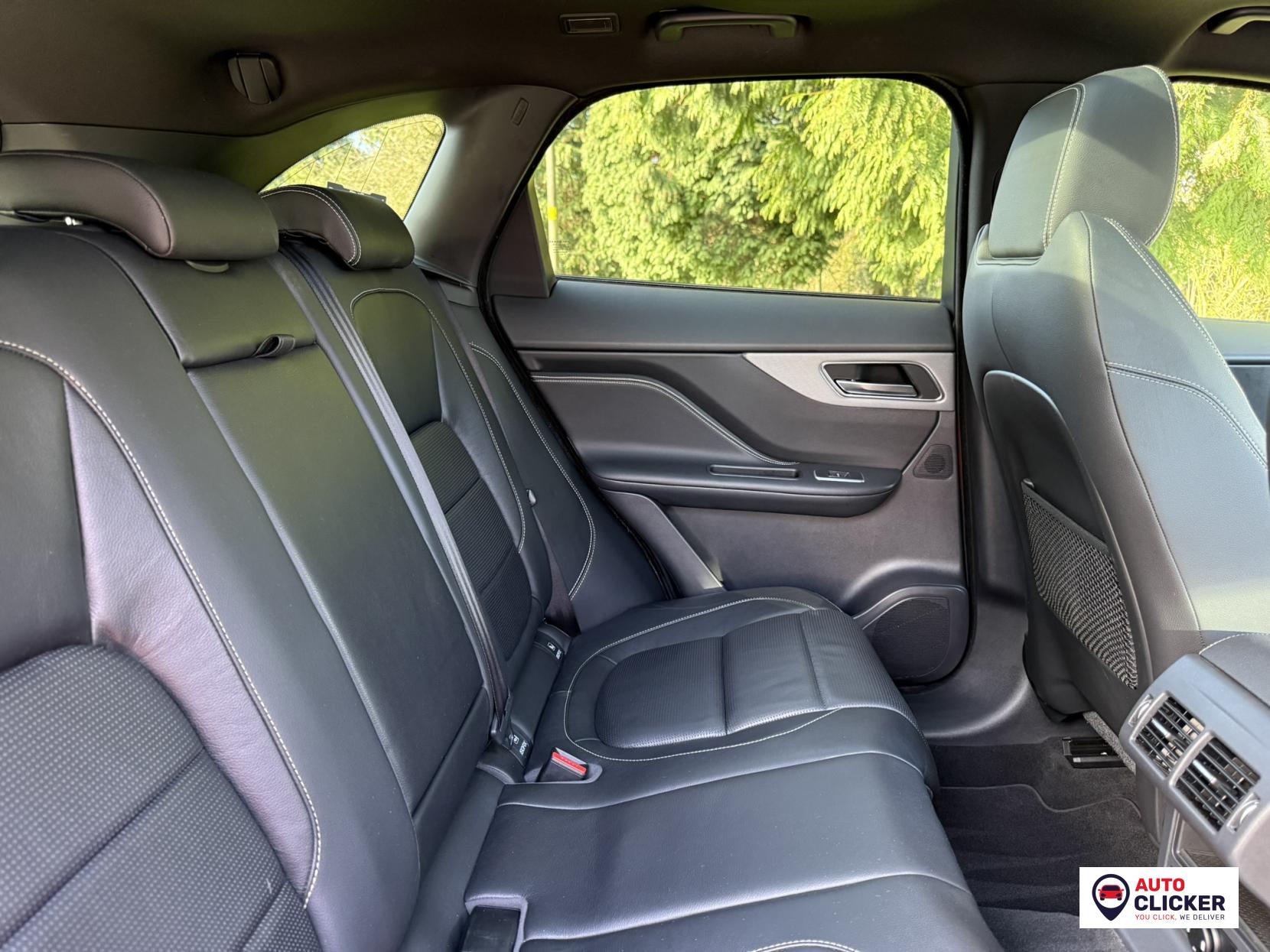 Jaguar F-PACE 3.0 D300 V6 S SUV 5dr Diesel Auto AWD Euro 6 (s/s) (300 ps)