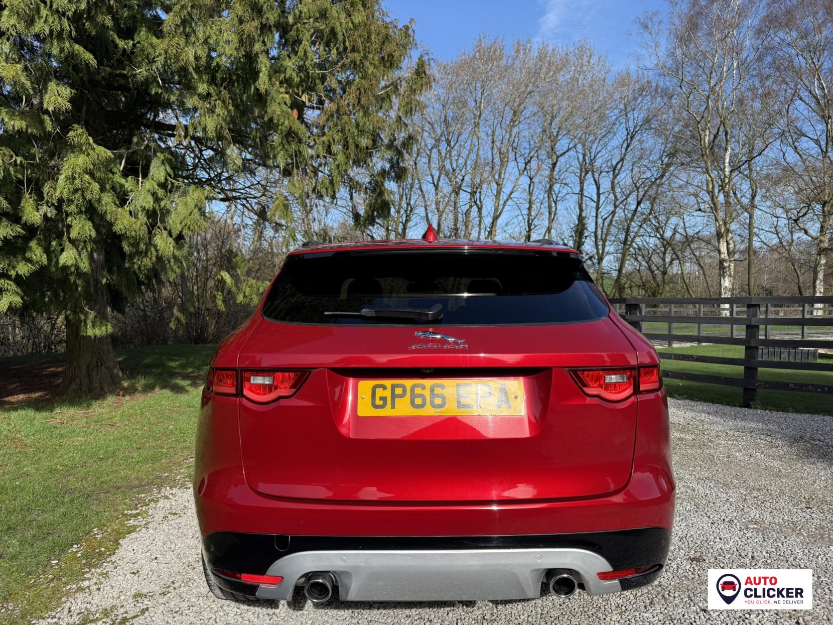 Jaguar F-PACE 3.0 D300 V6 S SUV 5dr Diesel Auto AWD Euro 6 (s/s) (300 ps)