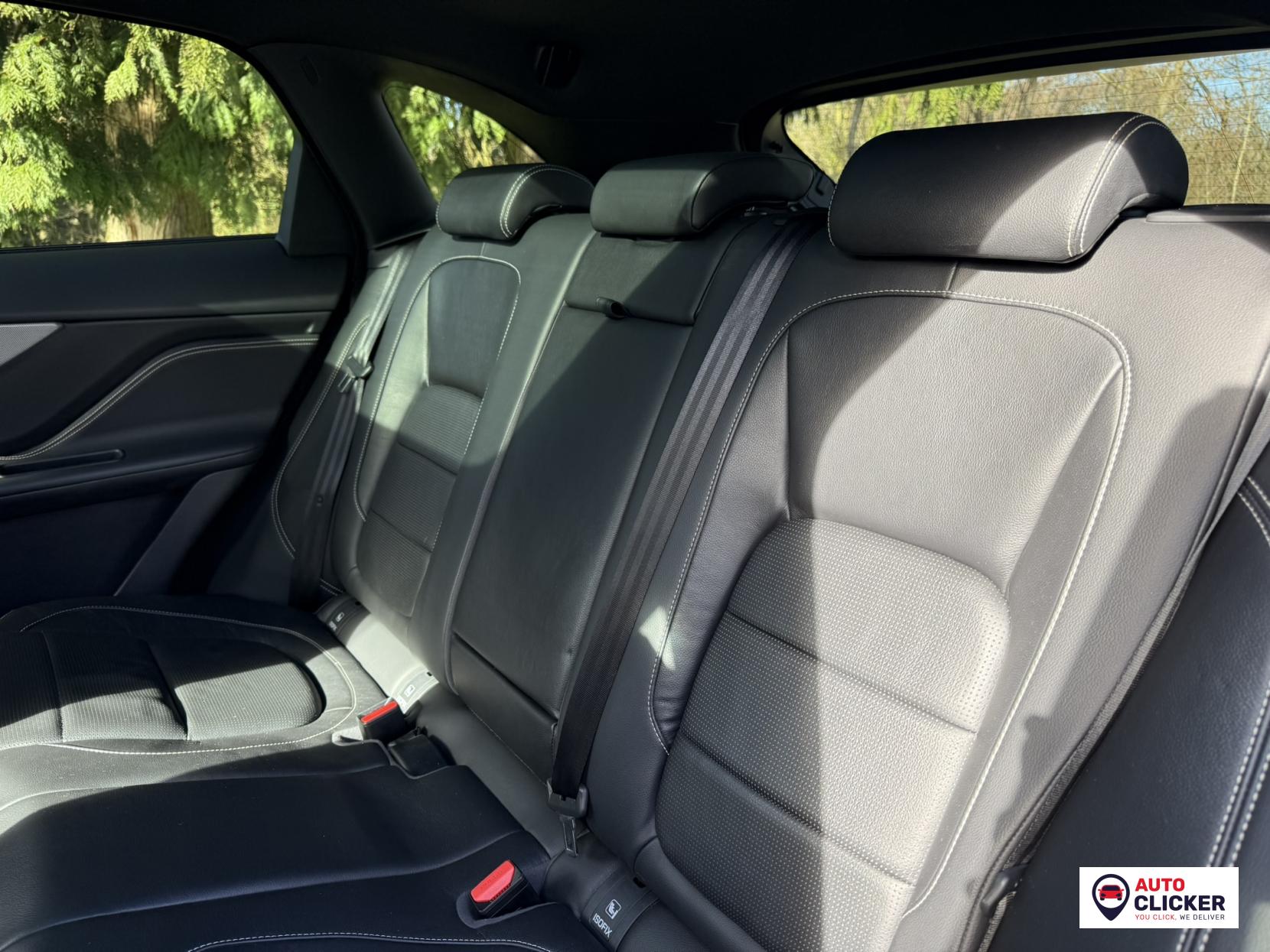 Jaguar F-PACE 3.0 D300 V6 S SUV 5dr Diesel Auto AWD Euro 6 (s/s) (300 ps)