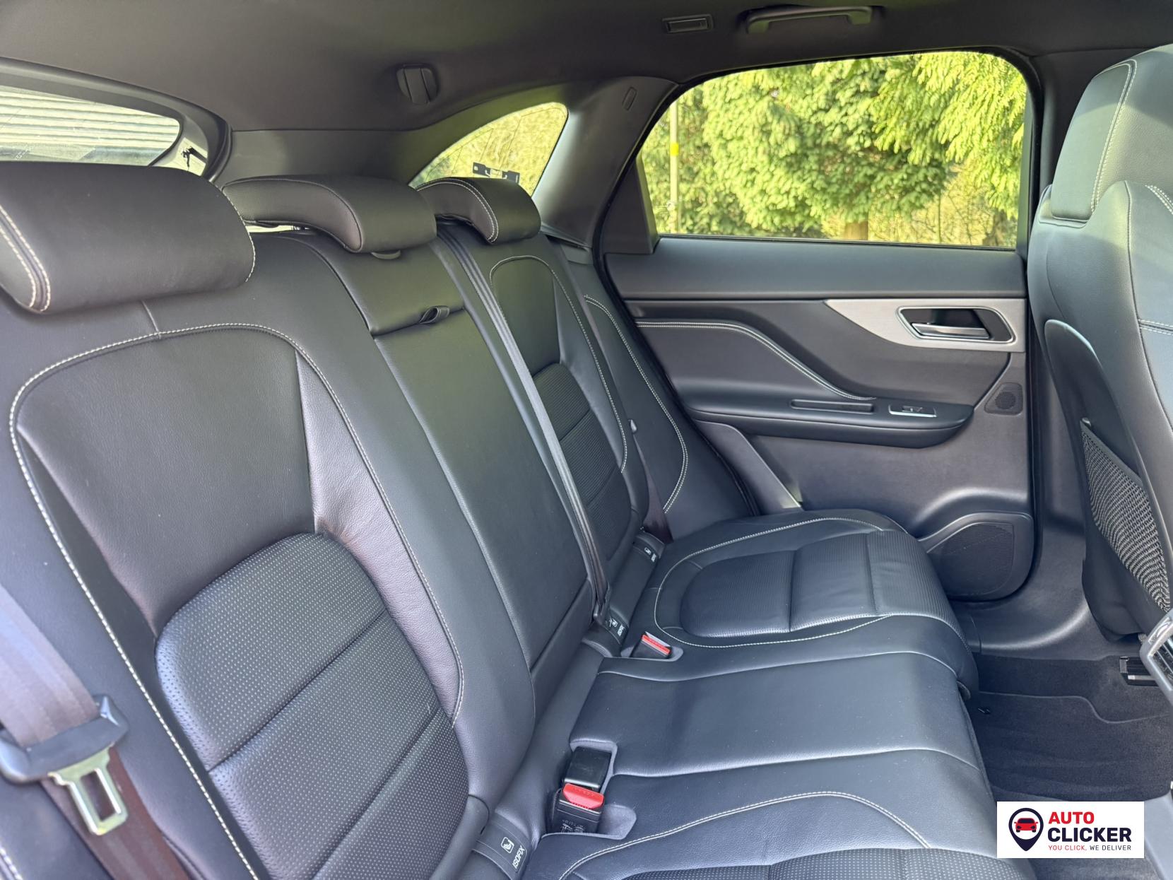 Jaguar F-PACE 3.0 D300 V6 S SUV 5dr Diesel Auto AWD Euro 6 (s/s) (300 ps)