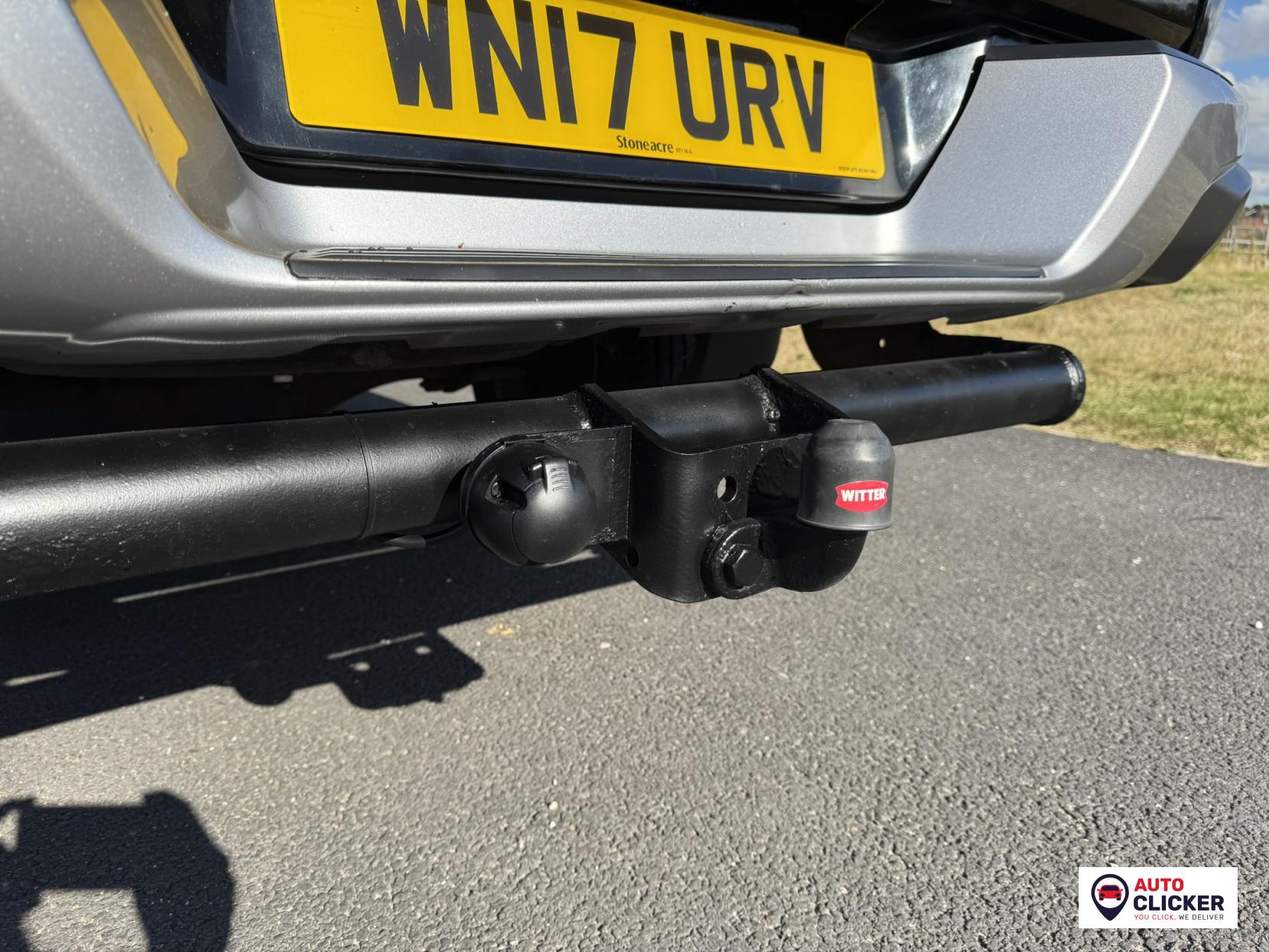 Fiat Fullback 2.4D LX Pickup Double Cab 4dr Diesel Auto 4WD Euro 6 (Euro 6) (180 ps)