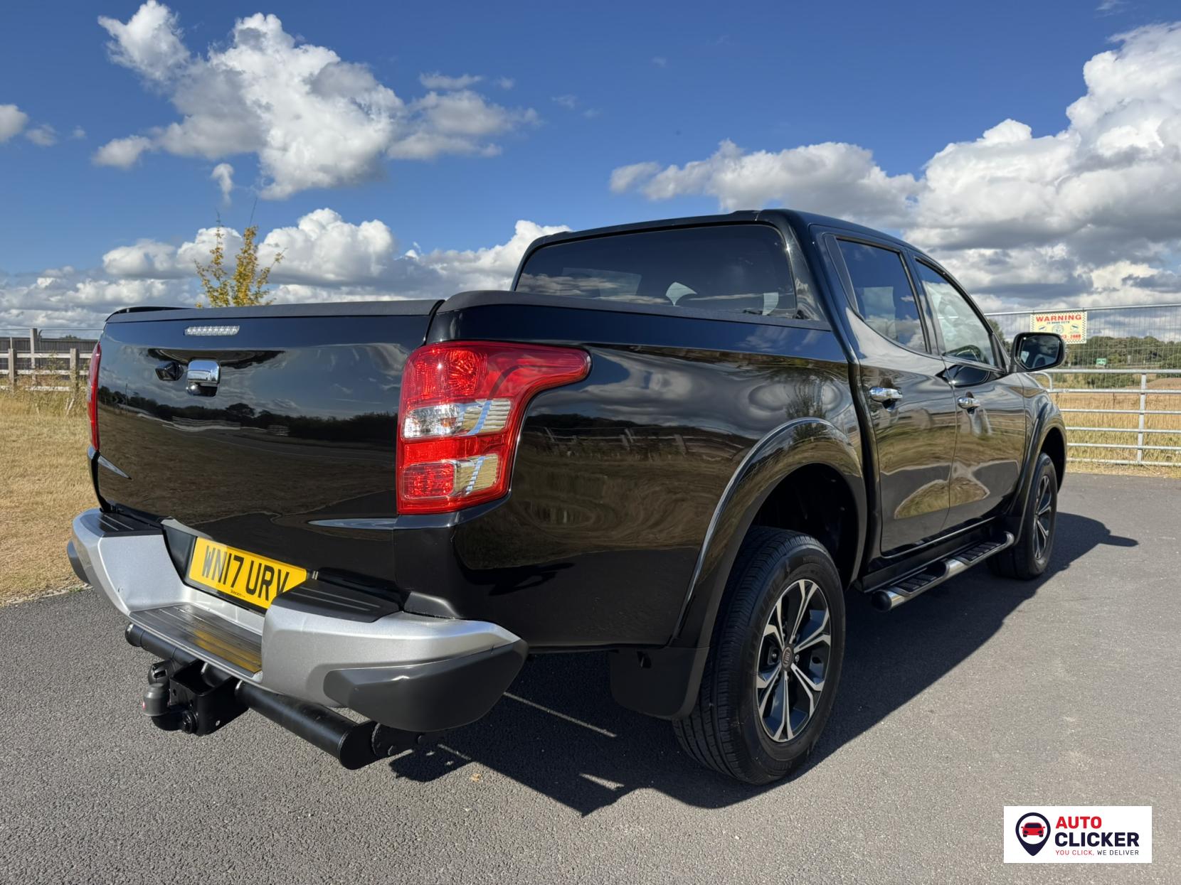 Fiat Fullback 2.4D LX Pickup Double Cab 4dr Diesel Auto 4WD Euro 6 (Euro 6) (180 ps)